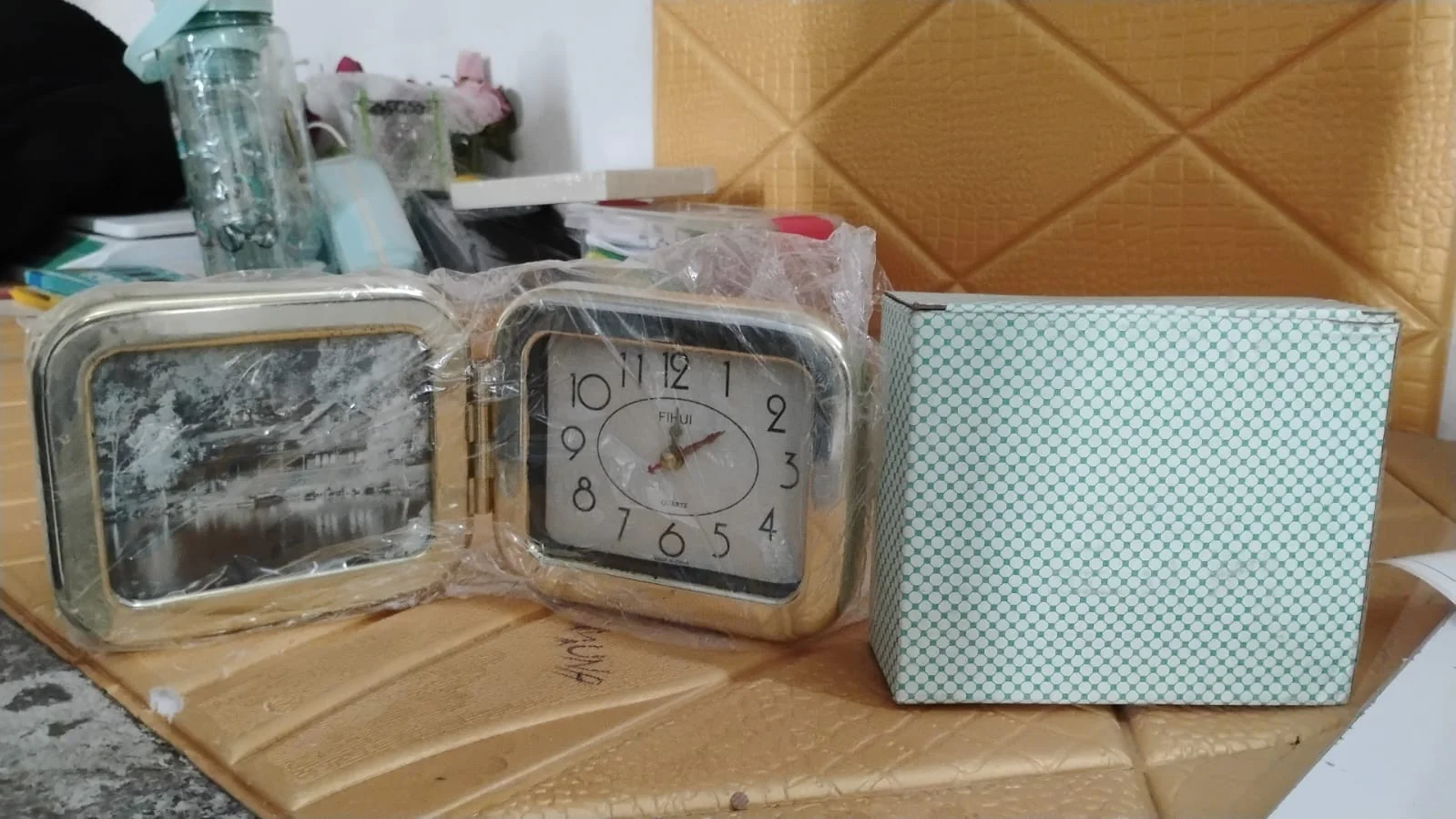 Plastic Foldable Desk Clock (1 Pc / With Box) - Image 8