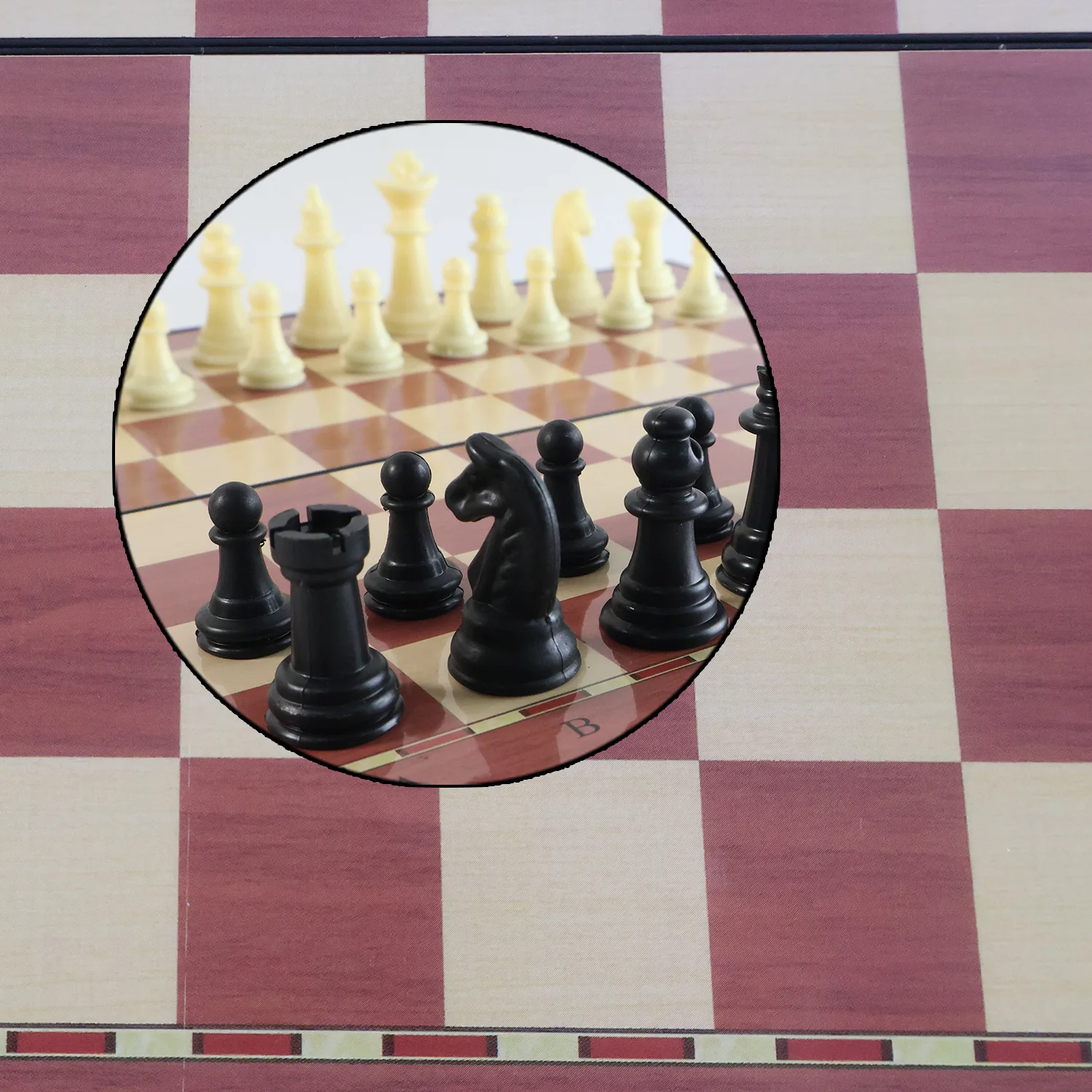 Foldable Magnetic Chess Board Game Set (24 x 24 Cm) - Image 6