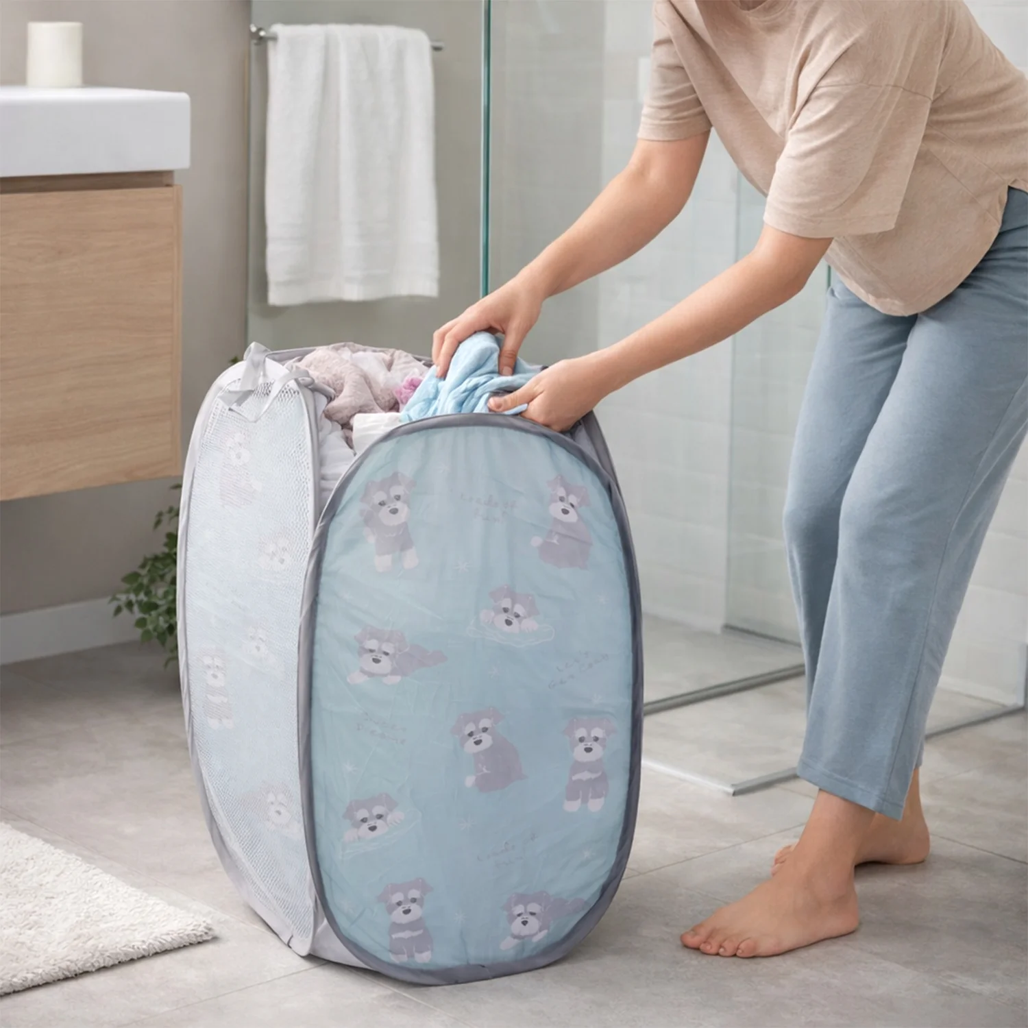 Foldable Mesh Laundry Bag Hamper (1 Pc, 34x34x57 Cm) - Image 3
