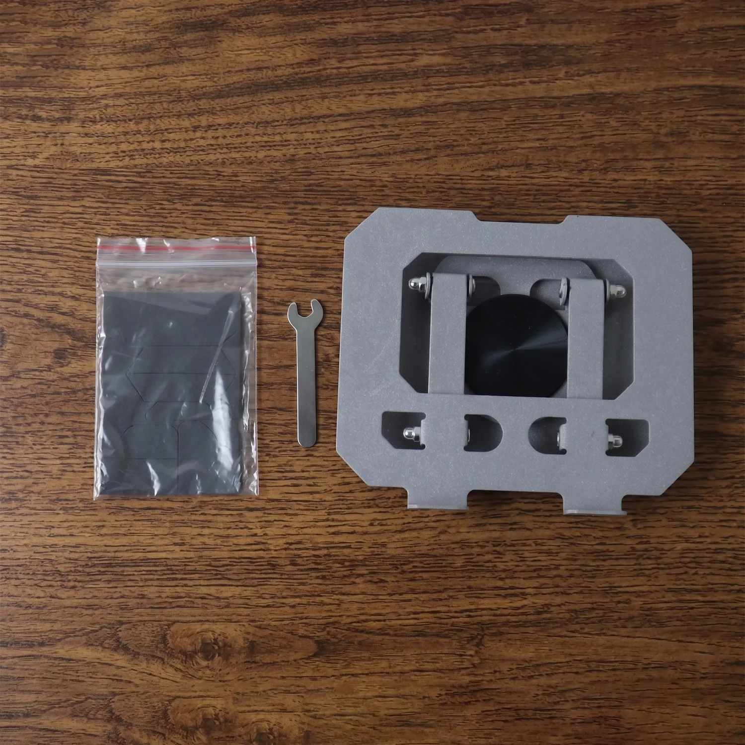 Foldable Metal Phone & Tablet Stand Holder (1 Set) - Image 9
