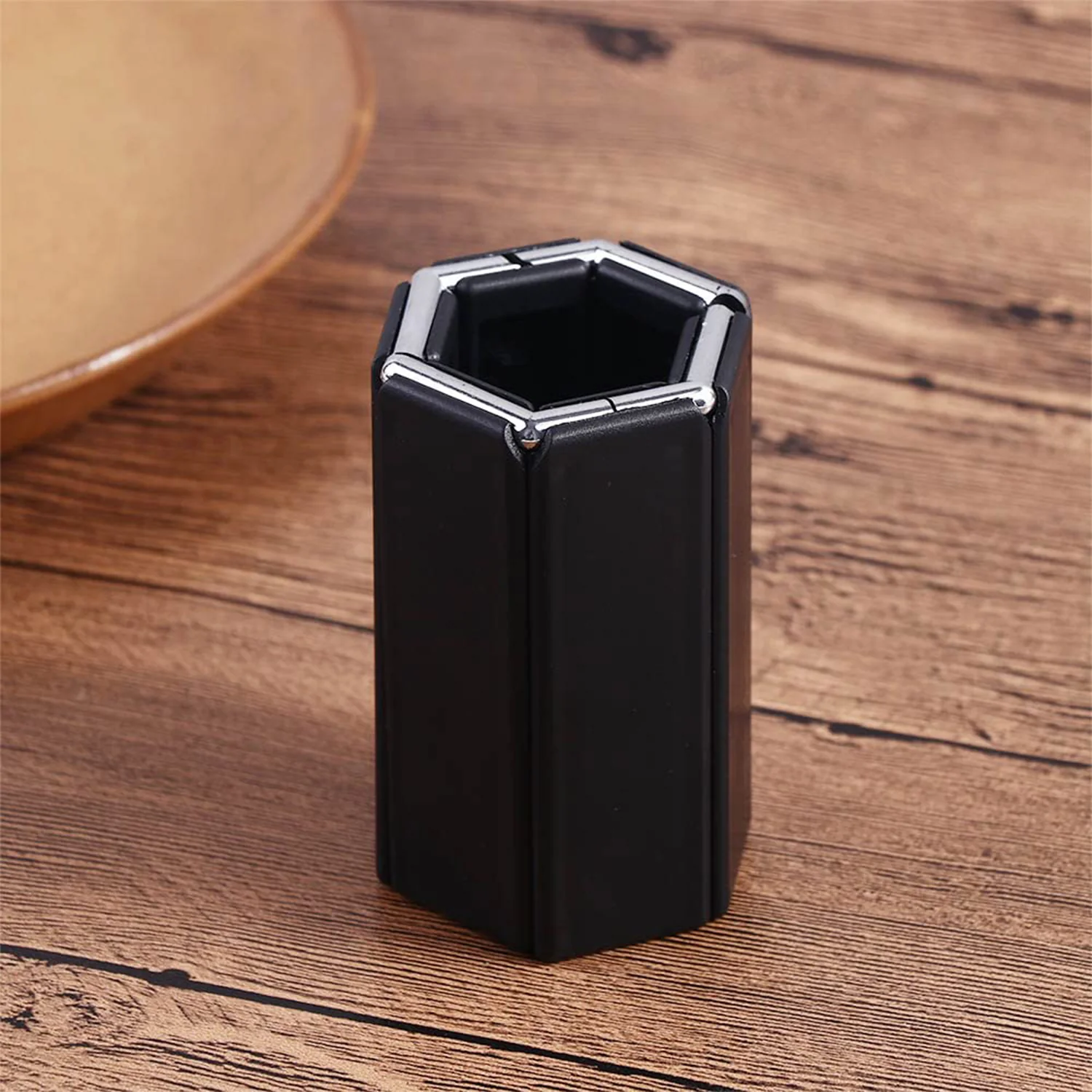 Folding Insulated Pad for Hot Pots - Foldable Trivet Mats (1 Pc) - Image 7