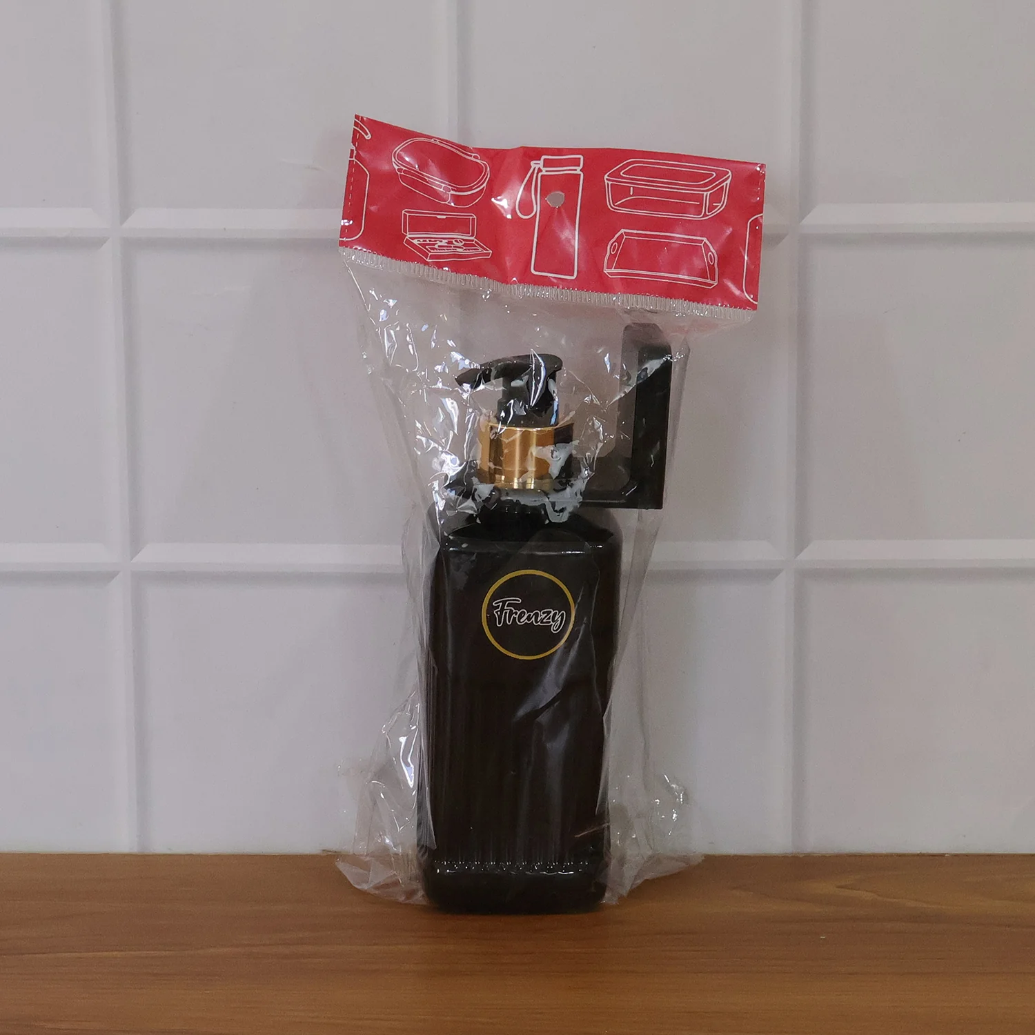 Frenzy Liquid Handwash Dispenser Bottle (1 Pc) - Image 9