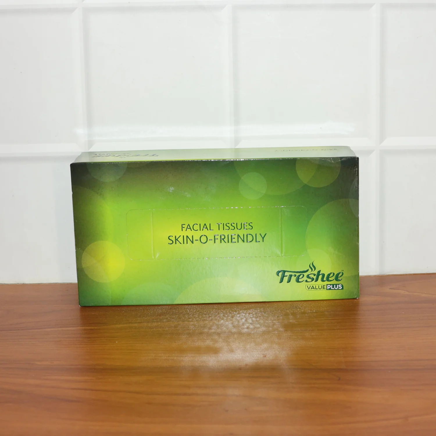 Freshee Premium Skin-Friendly Facial Tissues — 100 Pc Box (18 x 20 cm) - Image 8