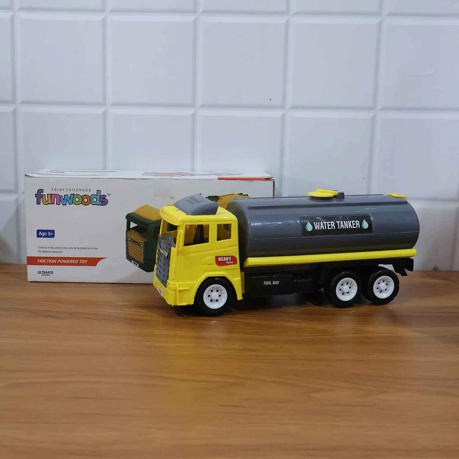 Funwoods Water Tanker Toy Truck - (1 Pc) - Image 8