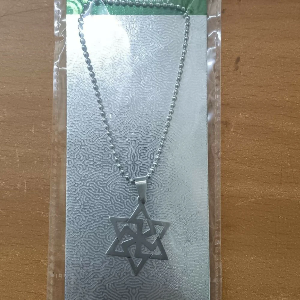 Geometric Star Chain Pendant for Men & Women - Image 2