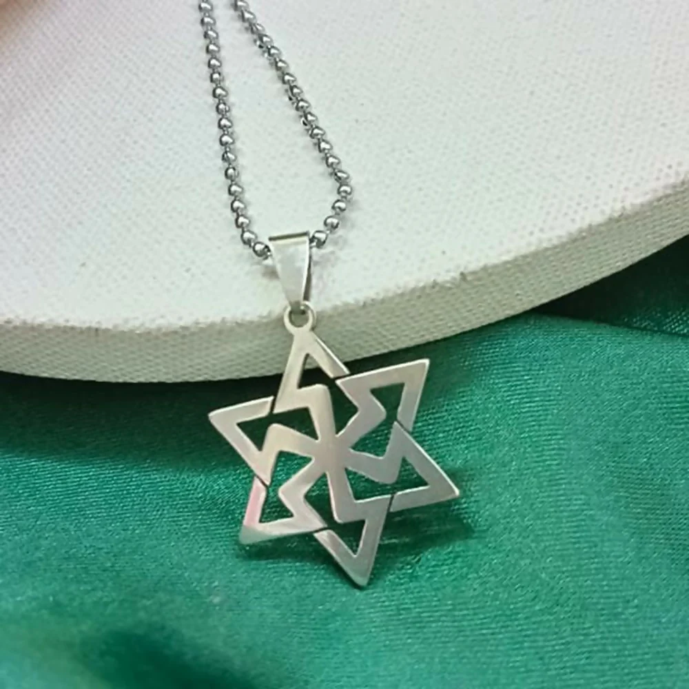 Geometric Star Chain Pendant for Men & Women - Image 4