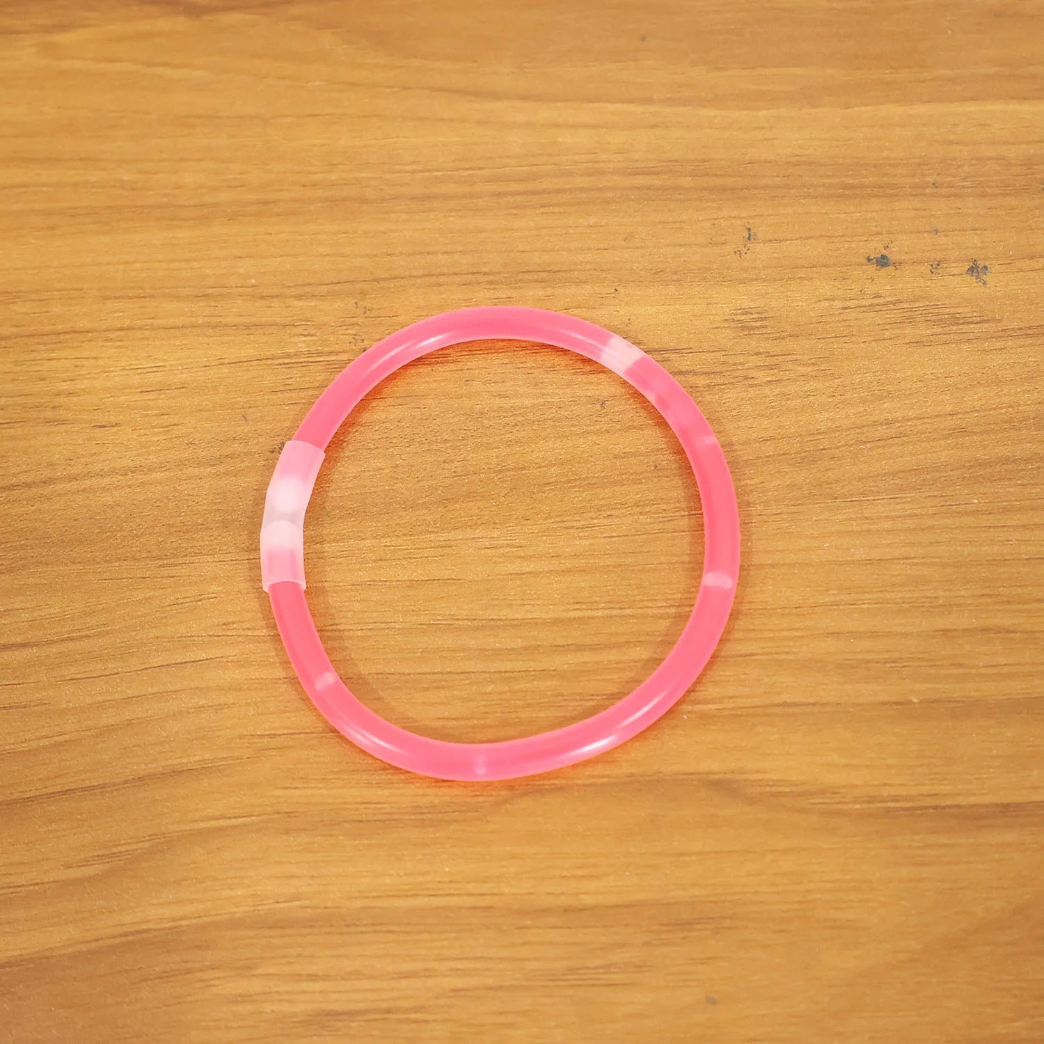 Glow-in-the-Dark Light Bracelet (1 Pc) - Image 9