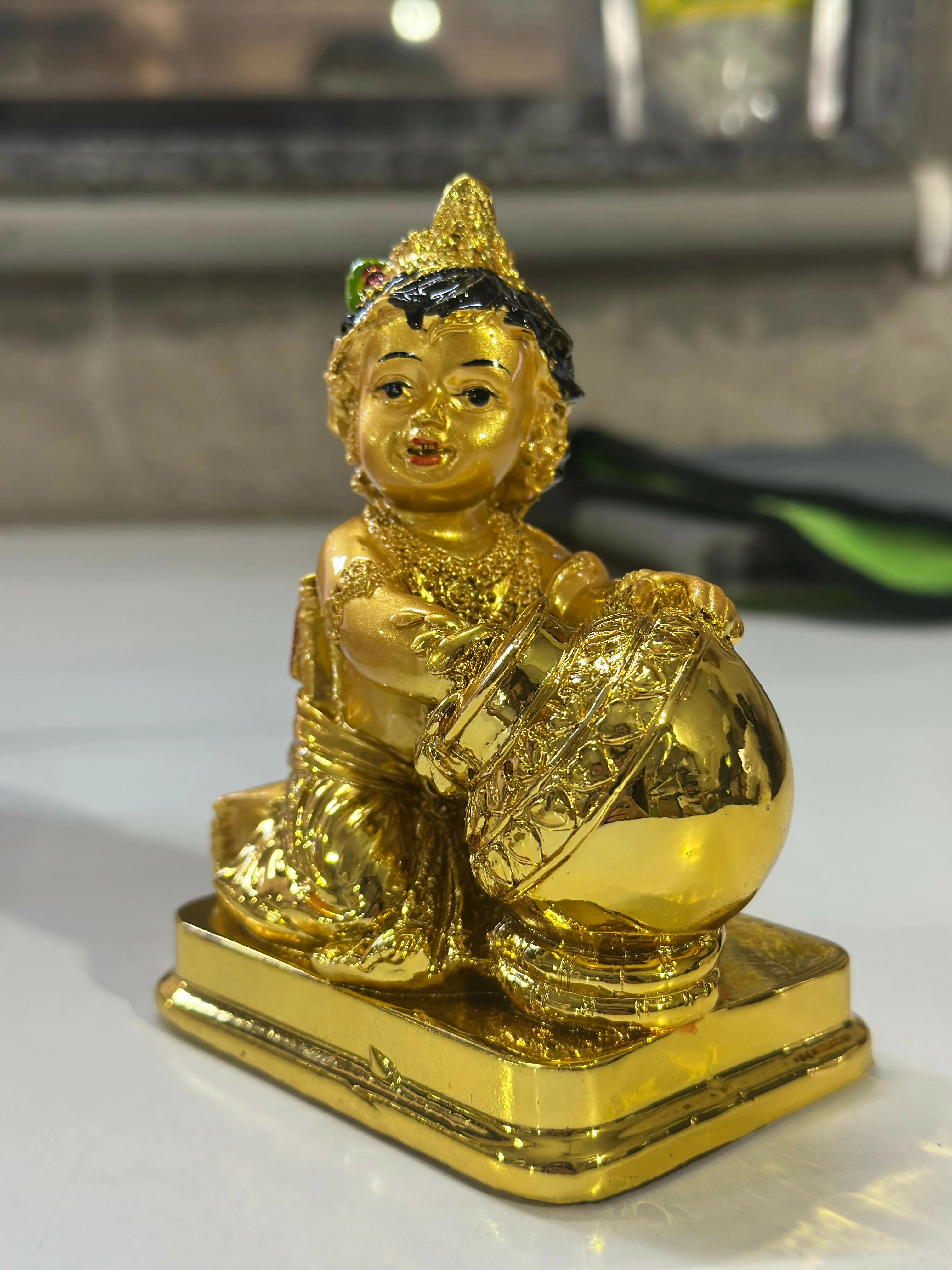 Gold Finish Baby Krishna with Butter Pot Decorative Idol for Home - Image 5