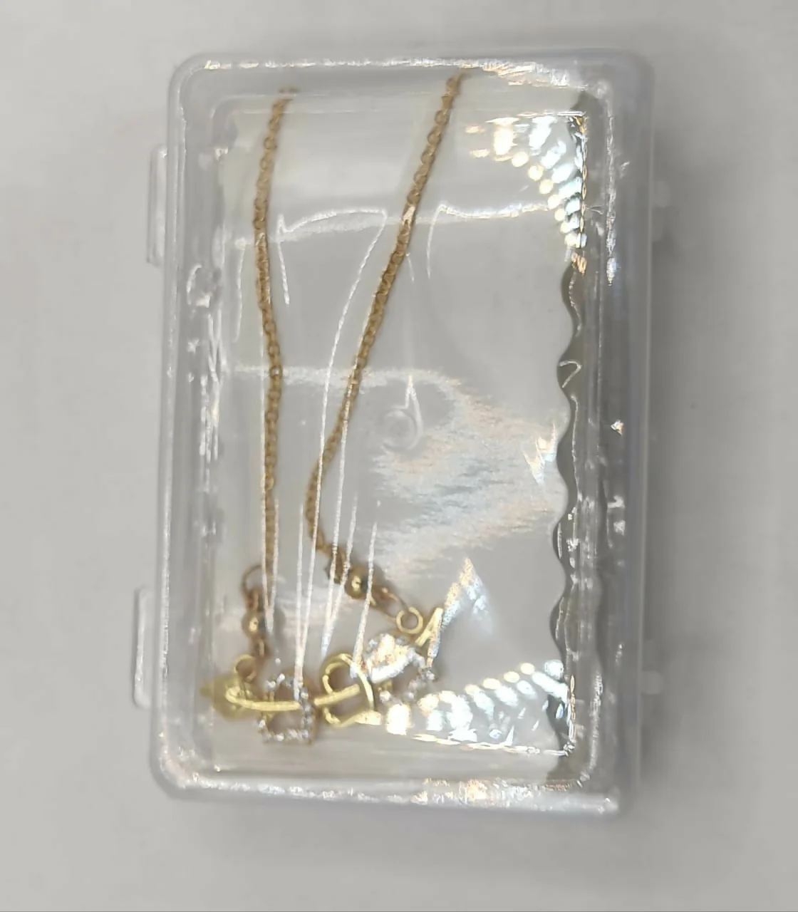 Gold Plated Interlocking Hearts Leaf AD Pendant Necklace For women and girls - Image 5