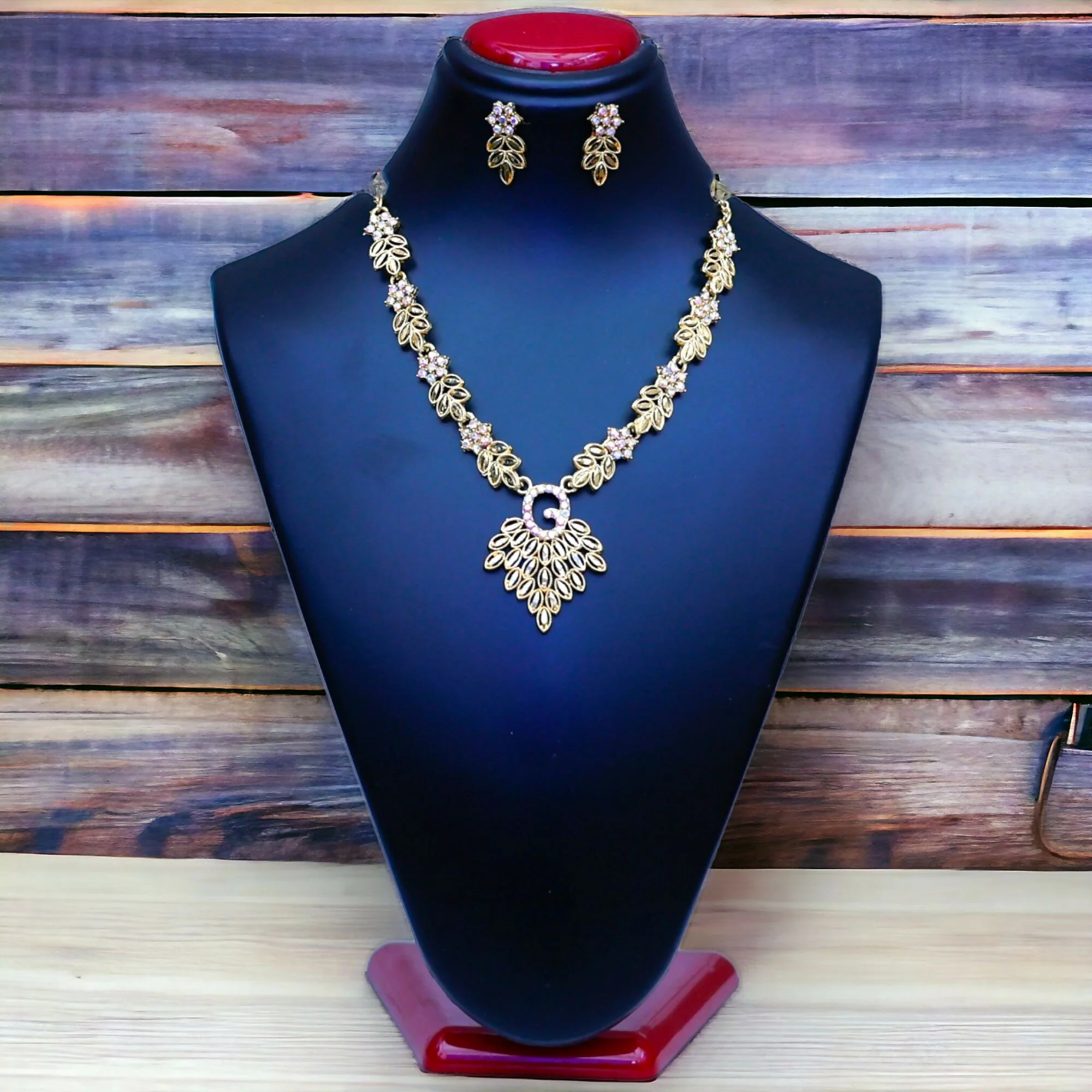 Gold-Toned American Diamond & Kundan-Style Leafy Necklace Set - Image 3