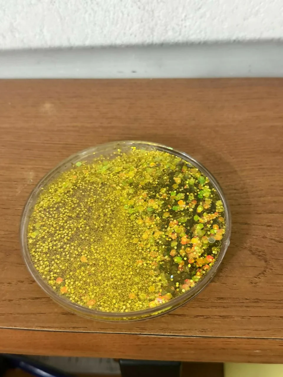 Golden Glitter Liquid Coaster Heat Resistant Cup Mat Decorative - Image 4