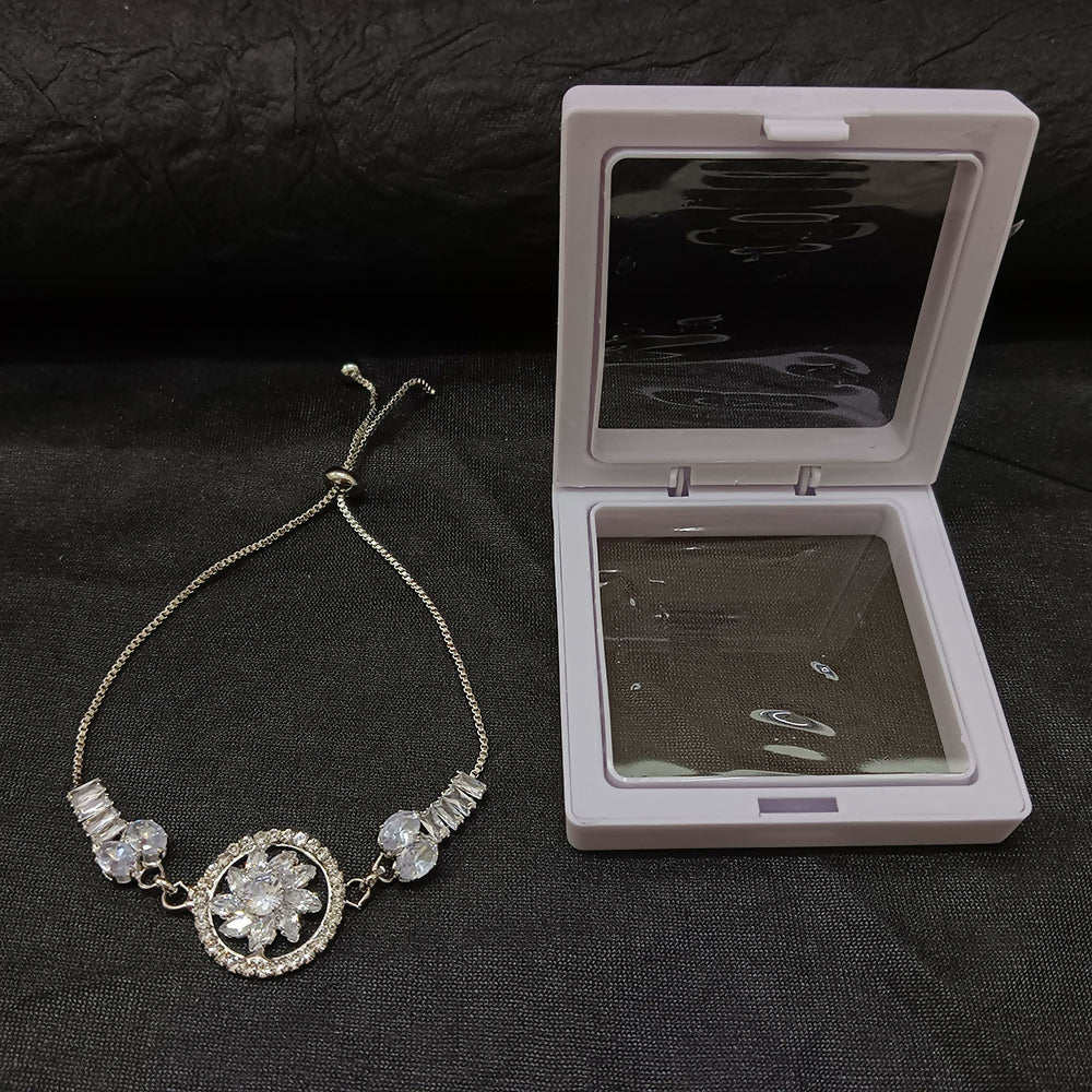 Graceful AD Floral Bracelet Perfect For party - Image 5