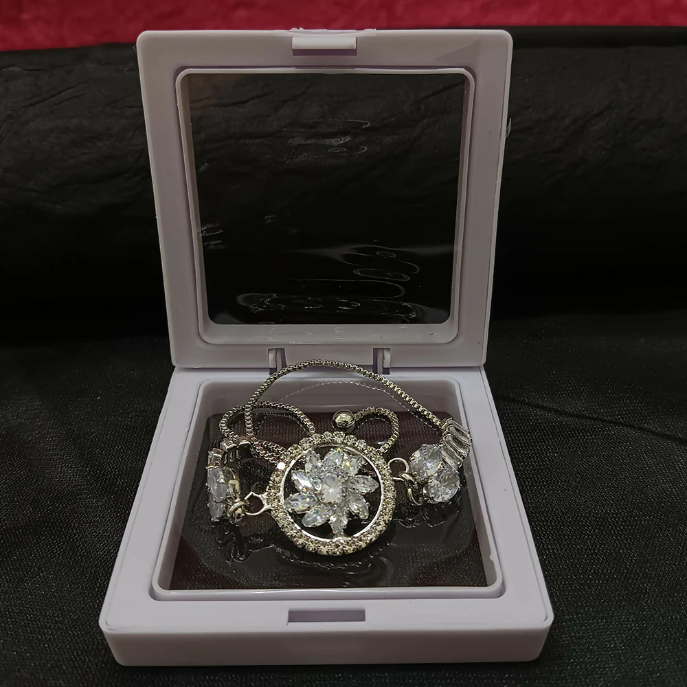 Graceful AD Floral Bracelet Perfect For party - Image 6