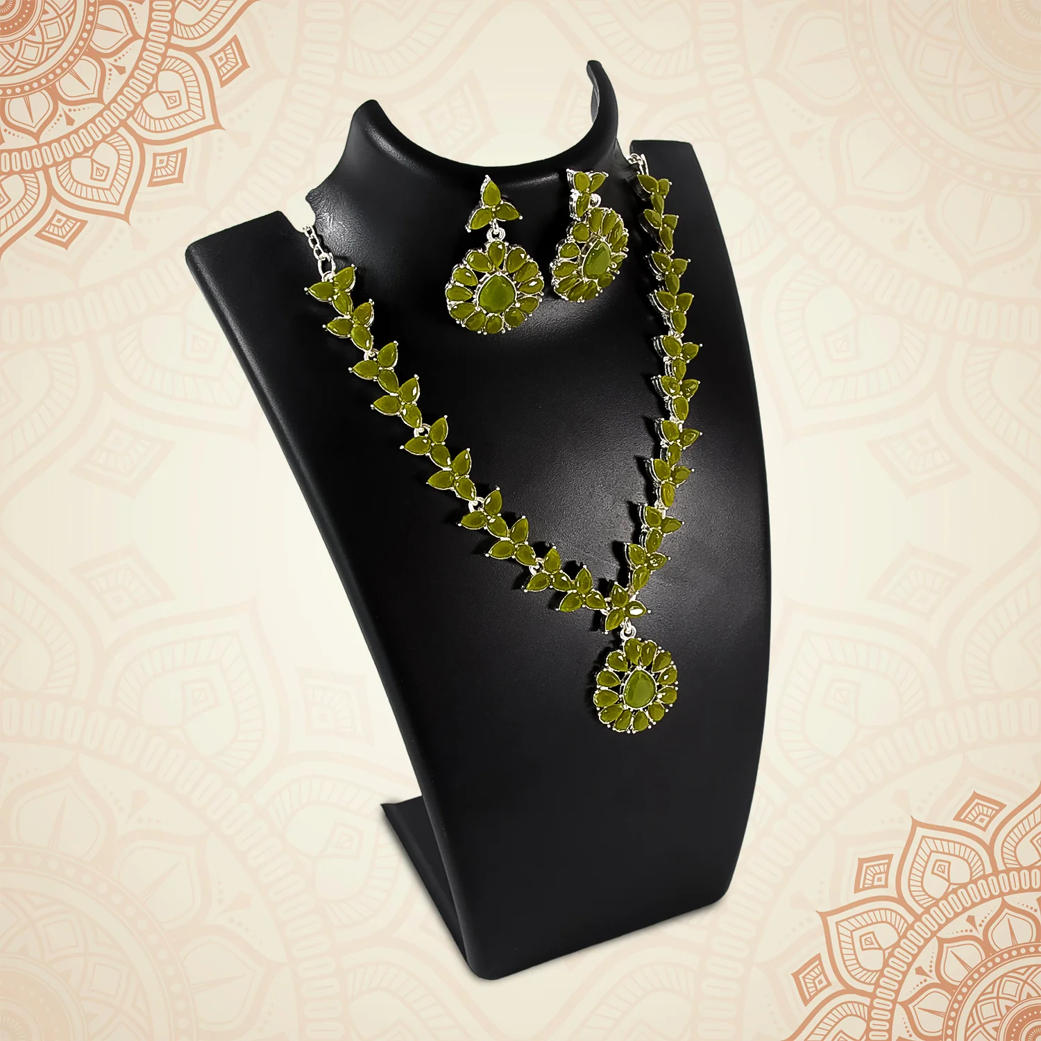 Green Diamond Necklace Set - Image 2