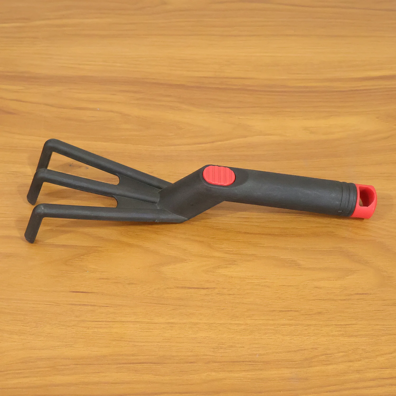 Hand Garden Cultivator Rake Plastic Gardening Tool (1 Pc, 27 Cm) - Image 9