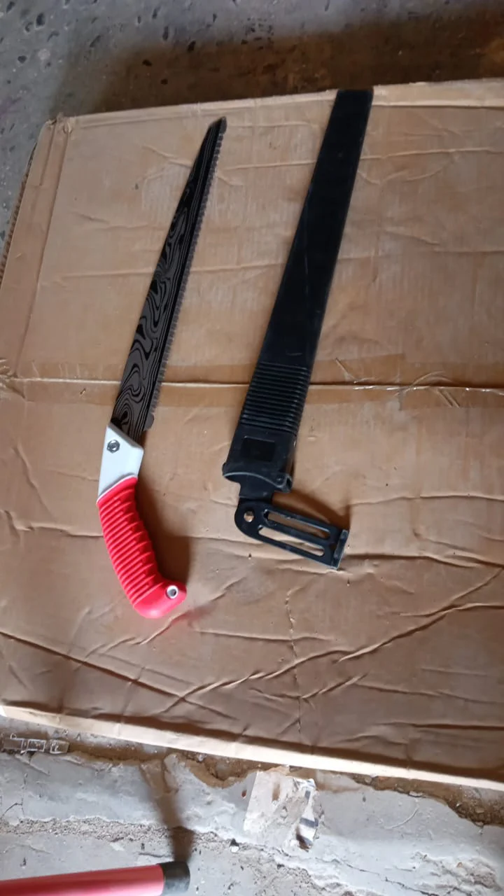 Hand Pruning Saw for Tree Branch Cutter (1 Pc With Cover) - Image 7
