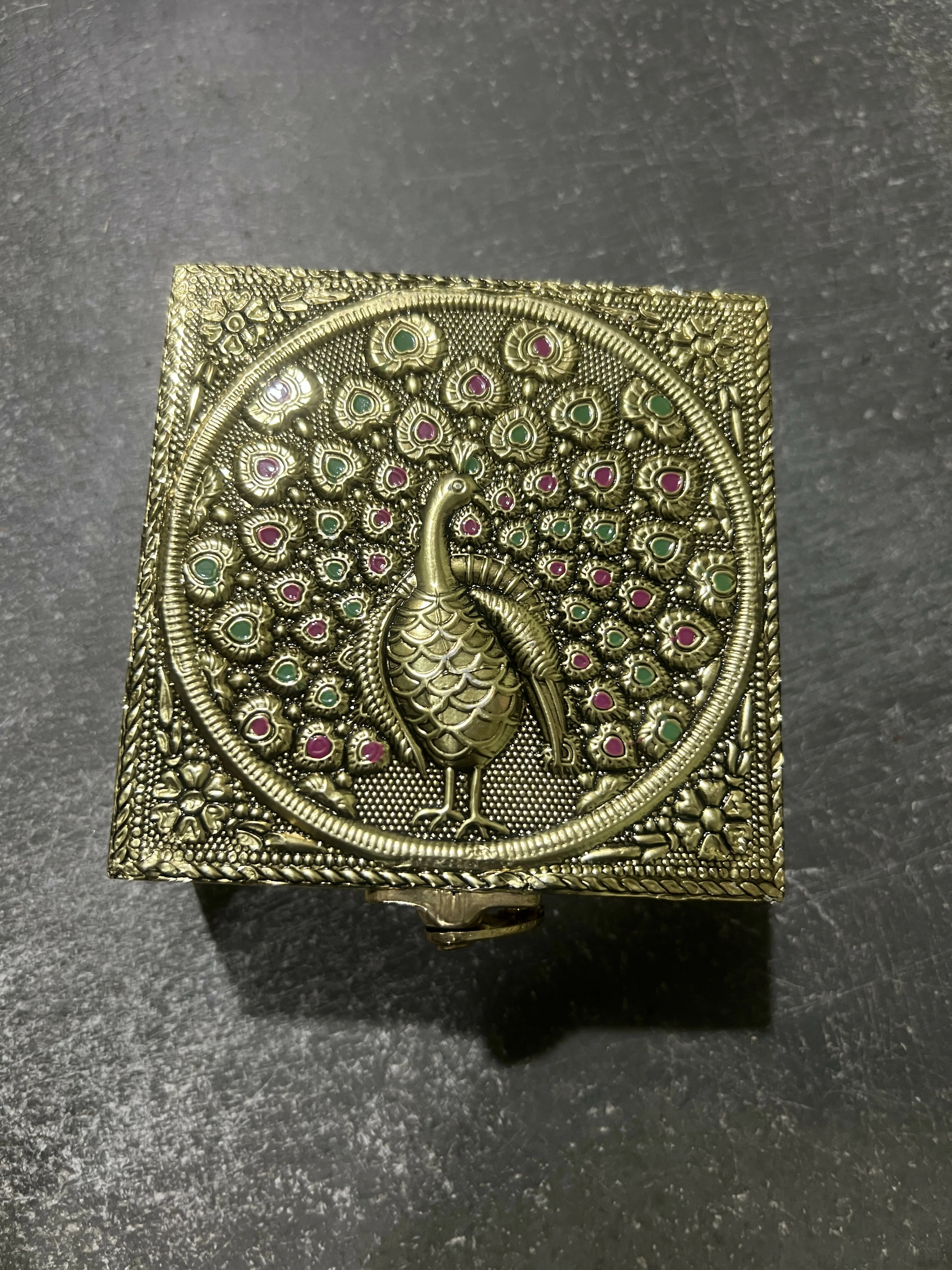 Handcrafted Embossed Peacock Design Metal Jewelry Storage Box Decorative Organizer - Image 4