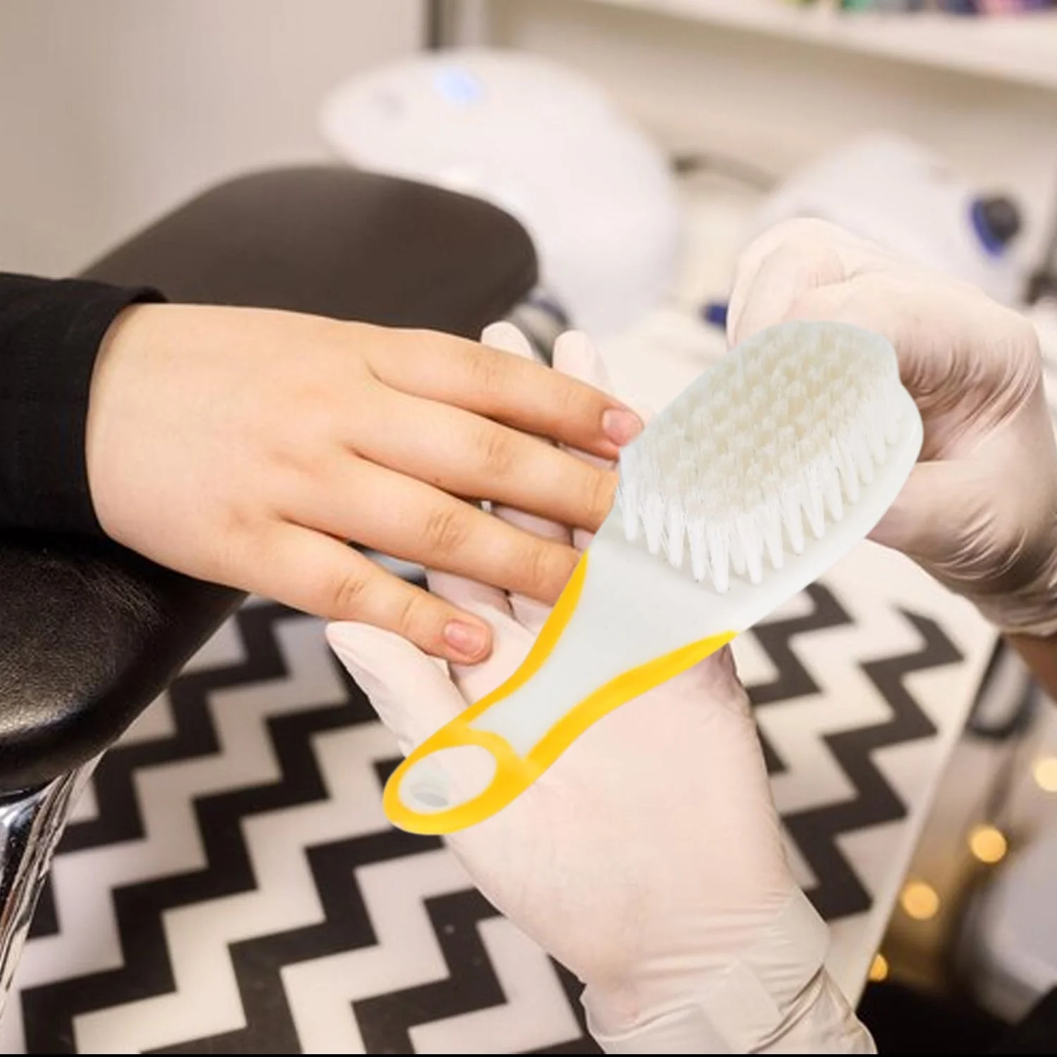 Handle Grip Nail Brush for Cleaning Toes & Nails (Scrub, Unisex) - Image 6