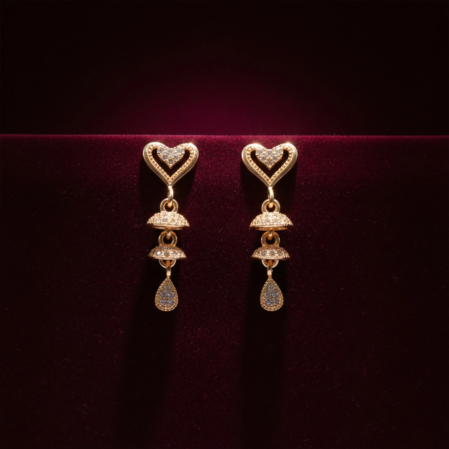Elegant Clover Flower Design Stud Earrings for Women – Gold Tone Sparkling Floral Earrings - Image 2