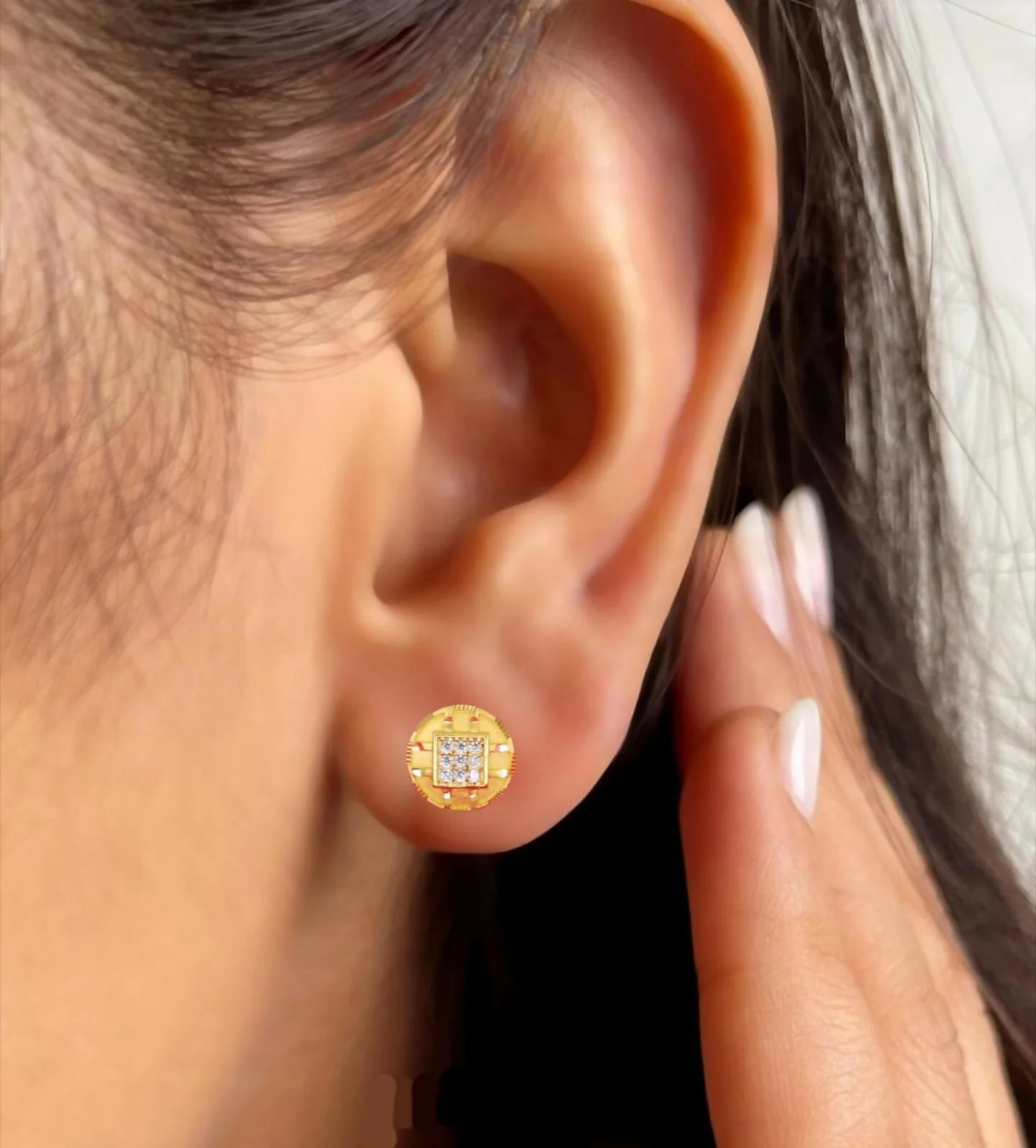 Heart Filigree Gold-Plated Stud Earrings with AD for women and girls - Image 3
