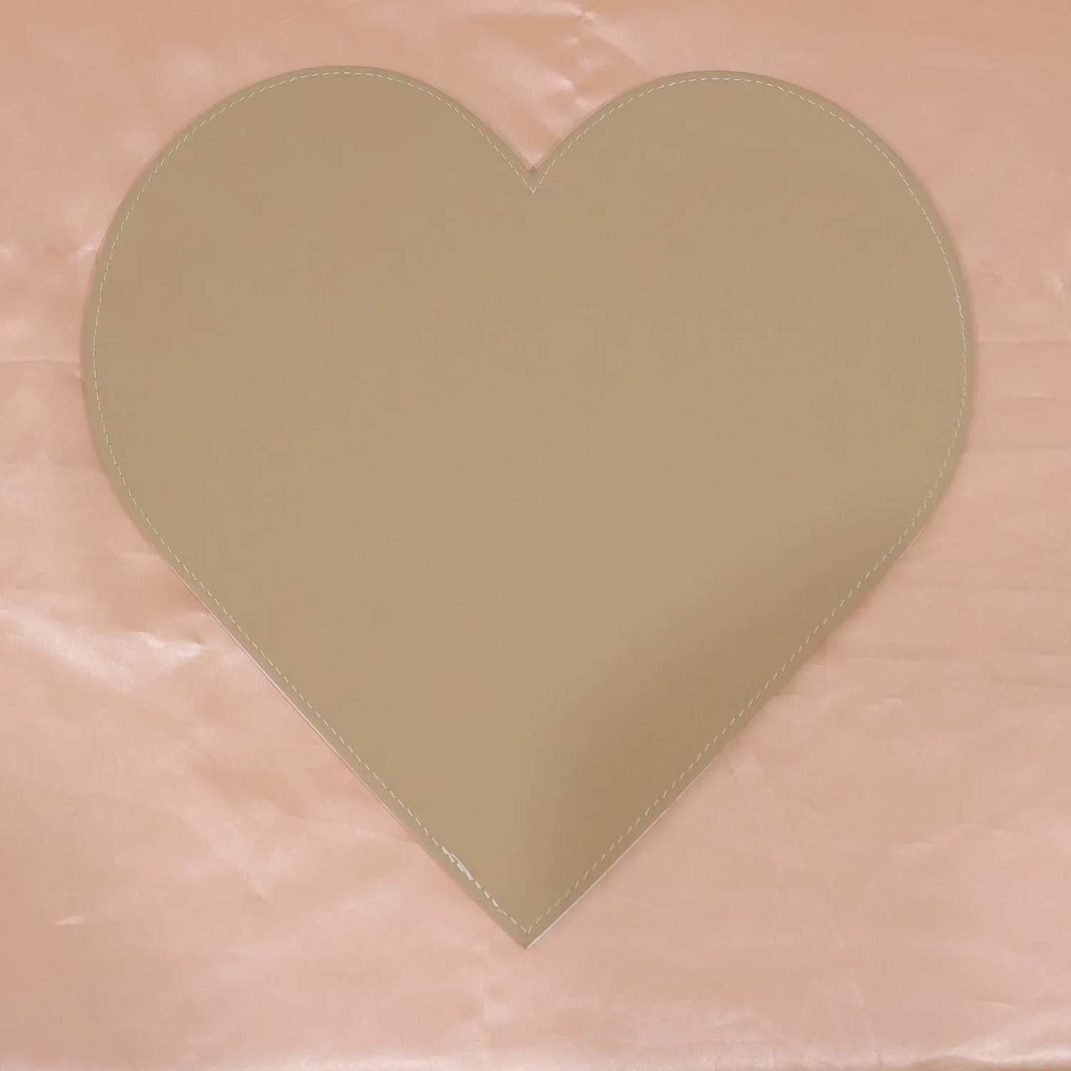 Heart Shape Board for Art – Crafting and Painting Blank Surface for DIY Projects (1 Pc) - Image 9