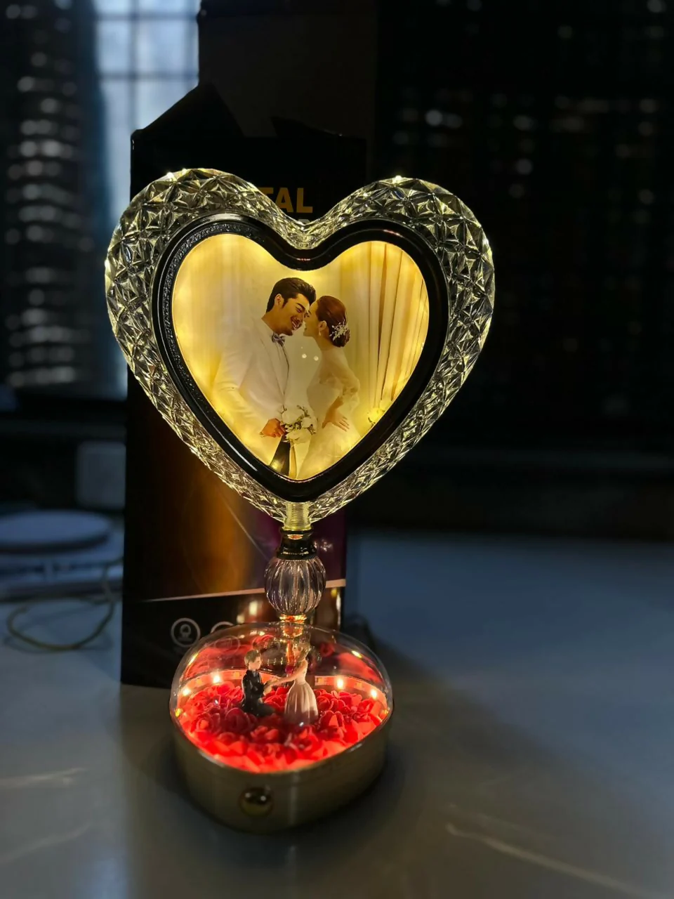 Heart Shape LED Photo Frame Lamp with Rose Dome Base Light - Image 7