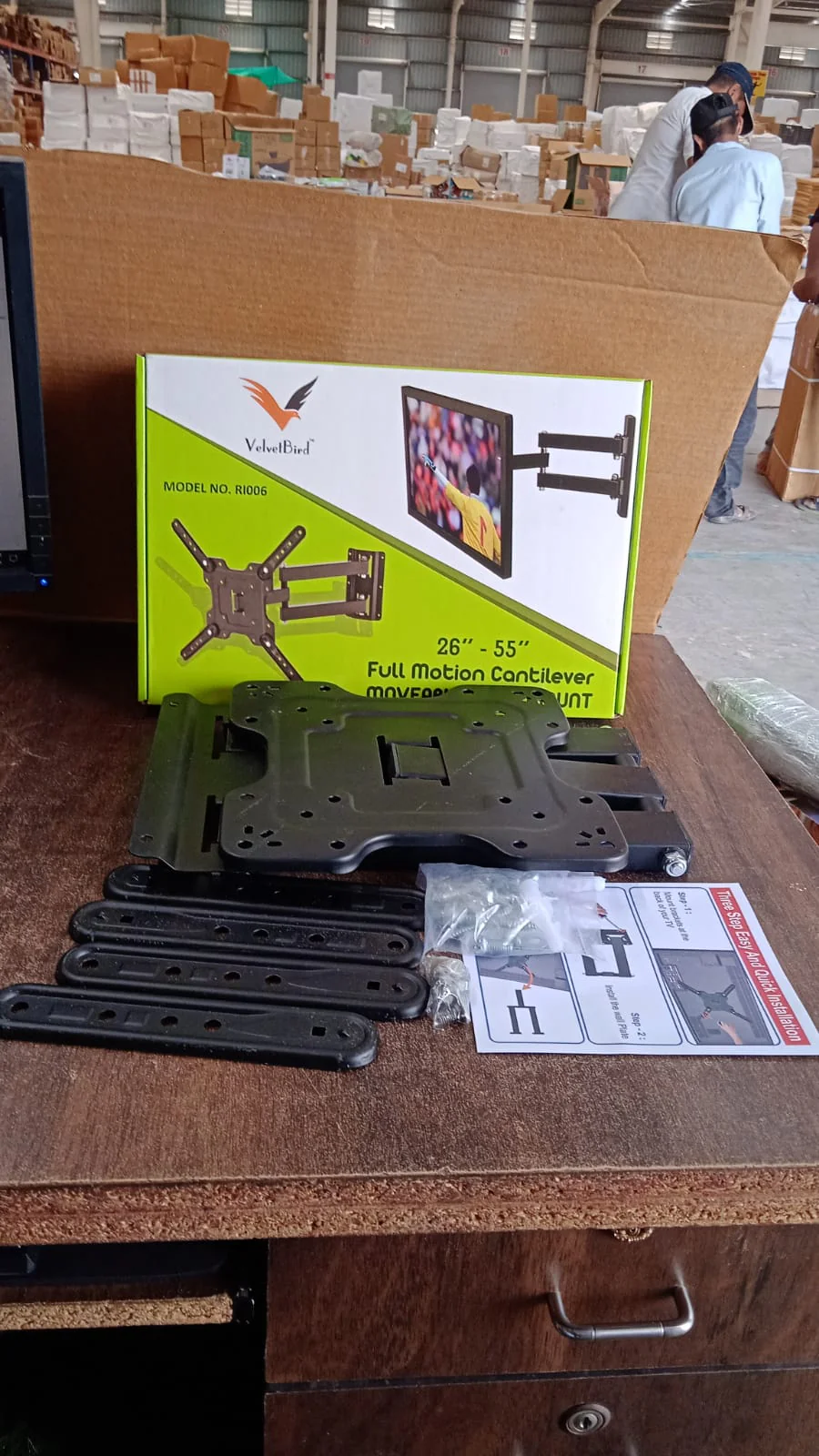 Heavy Duty 26–55 Inch Full Motion Cantilever Wall Mount Bracket - Image 7