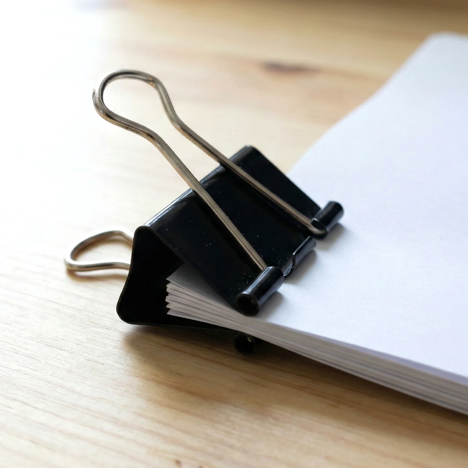 Heavy-Duty Black Binder Clips Set (19 mm, 40 Pc) - Image 3