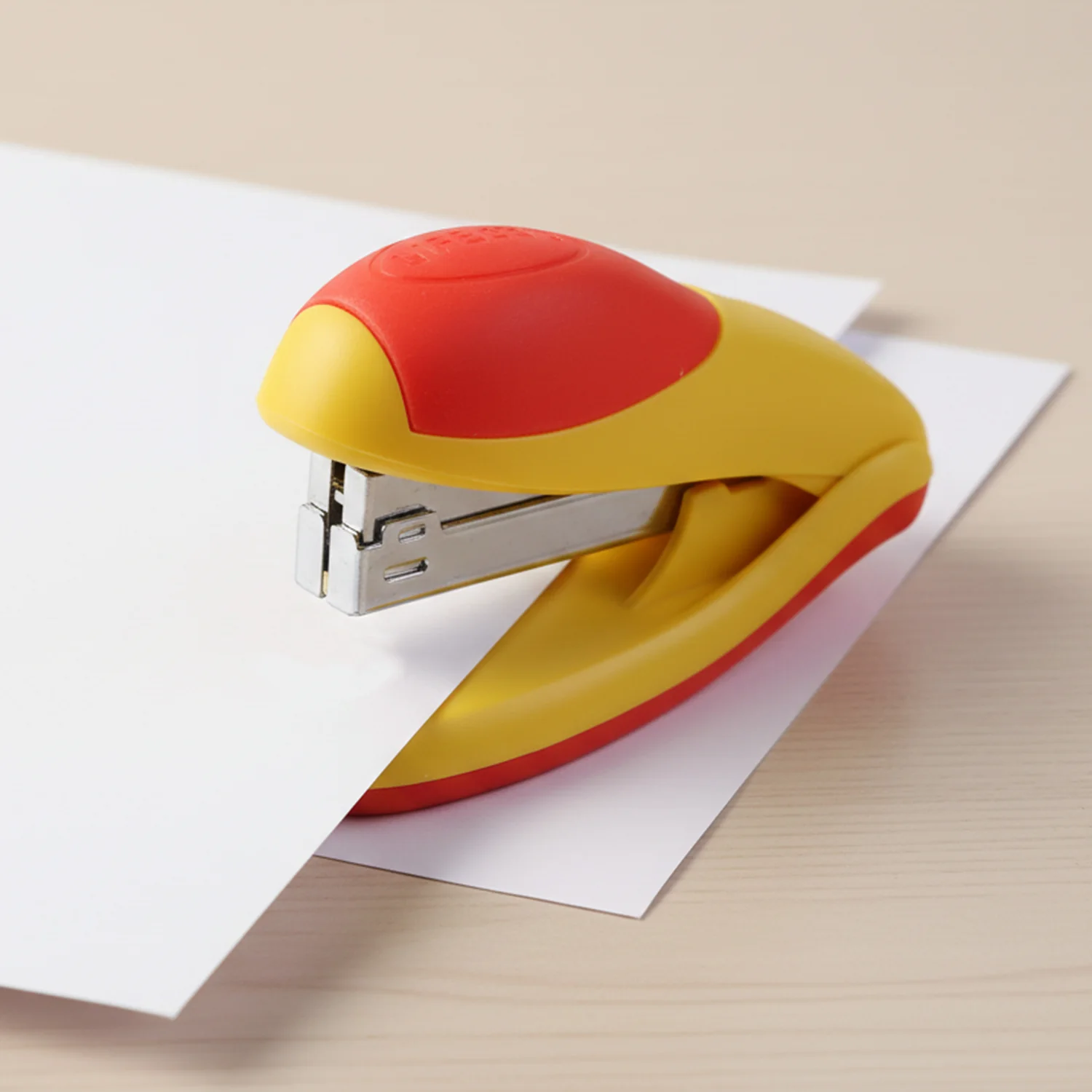 Heavy-Duty Desktop Stapler with Staple Pin Set - Image 8