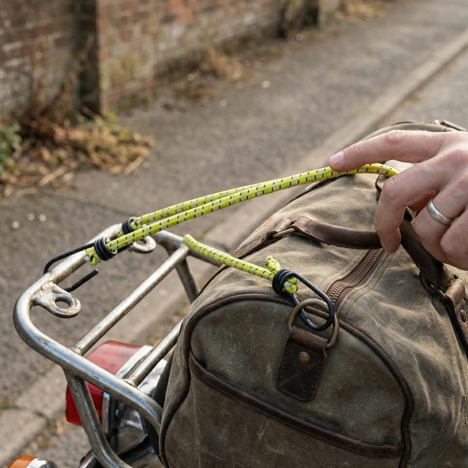 Heavy Duty Luggage Rope Elastic Bungee Cord Luggage Rope with Hooks 90 Cm 1 Pc - Image 3