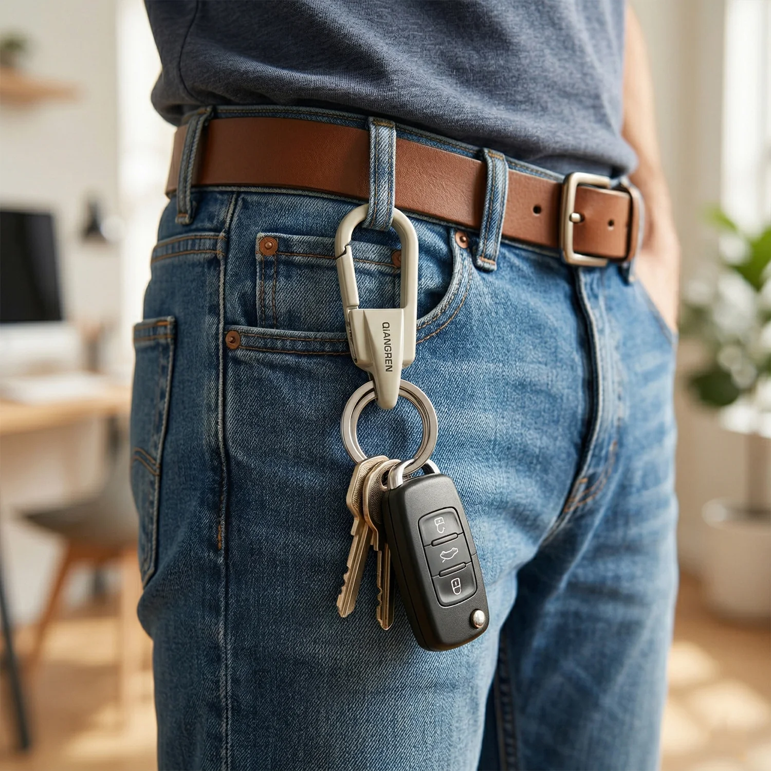 Heavy Duty Metal Key Holder Carabiner Clip Keychain (1 Pc) - Image 4