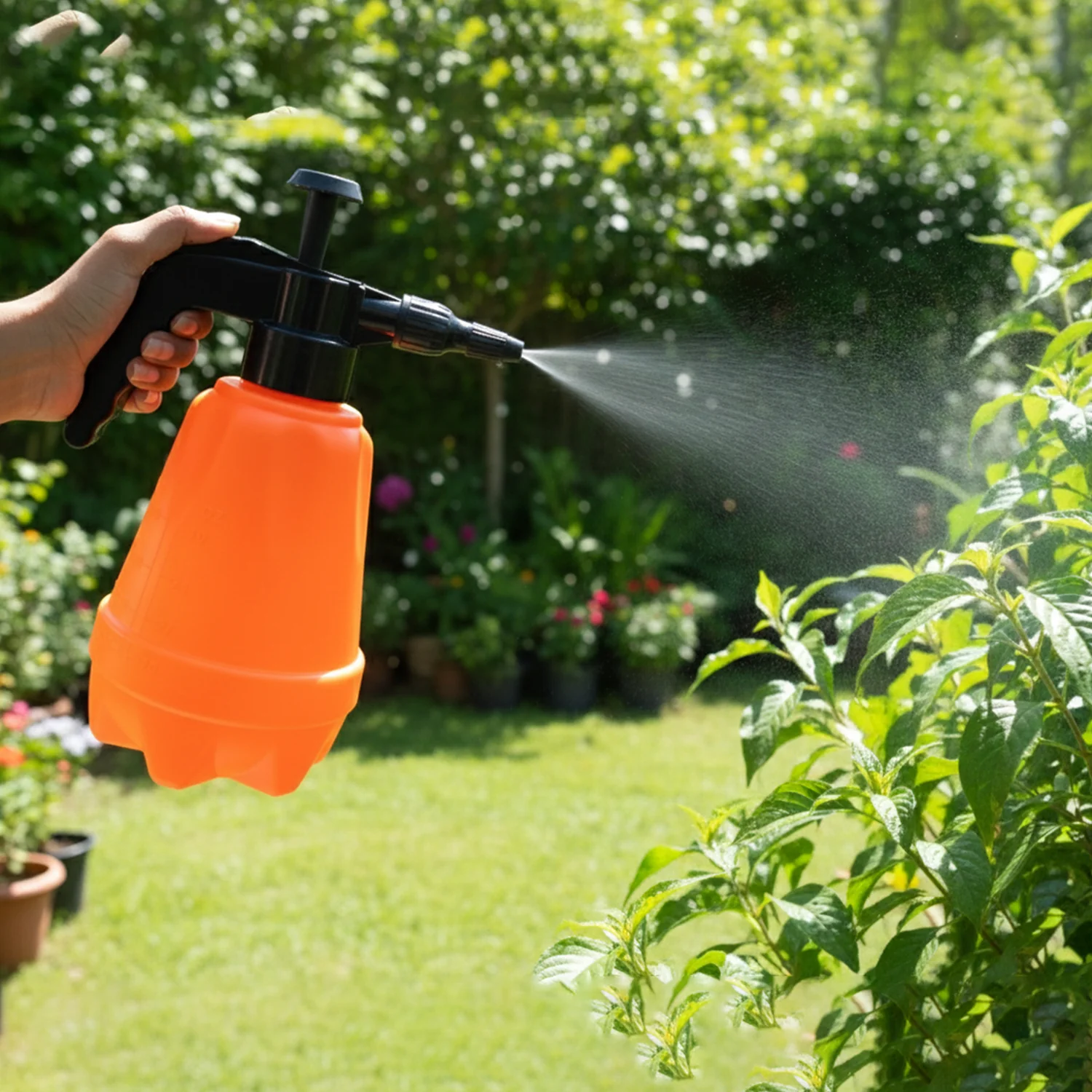 1.5L Heavy-Duty Plastic Pressure Spray Bottle with Adjustable Nozzle - Image 6