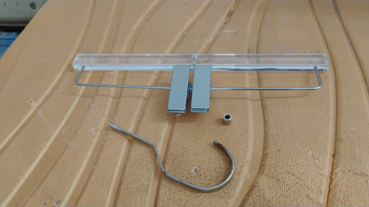 Heavy-Duty Transparent Acrylic Hanger With Adjustable Clips - Image 7