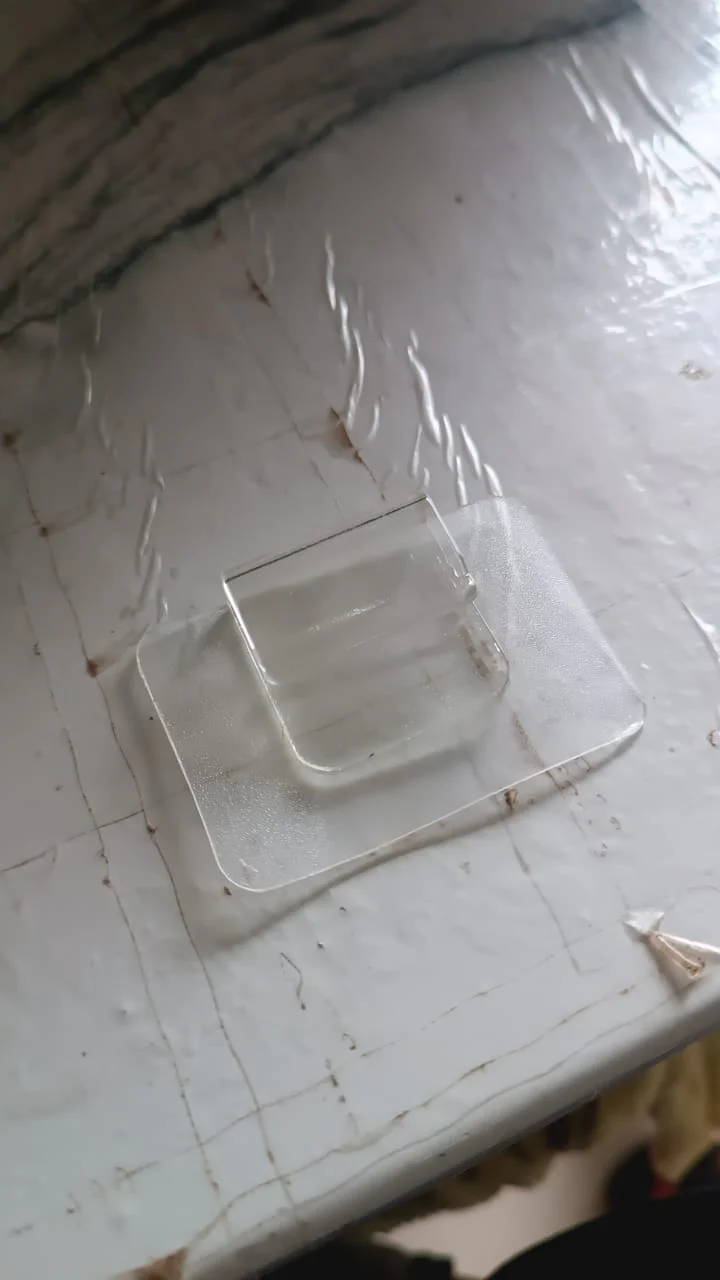 Heavy-Duty Transparent Wall Hook with Seamless Adhesive Backing (1 Pc) - Image 7