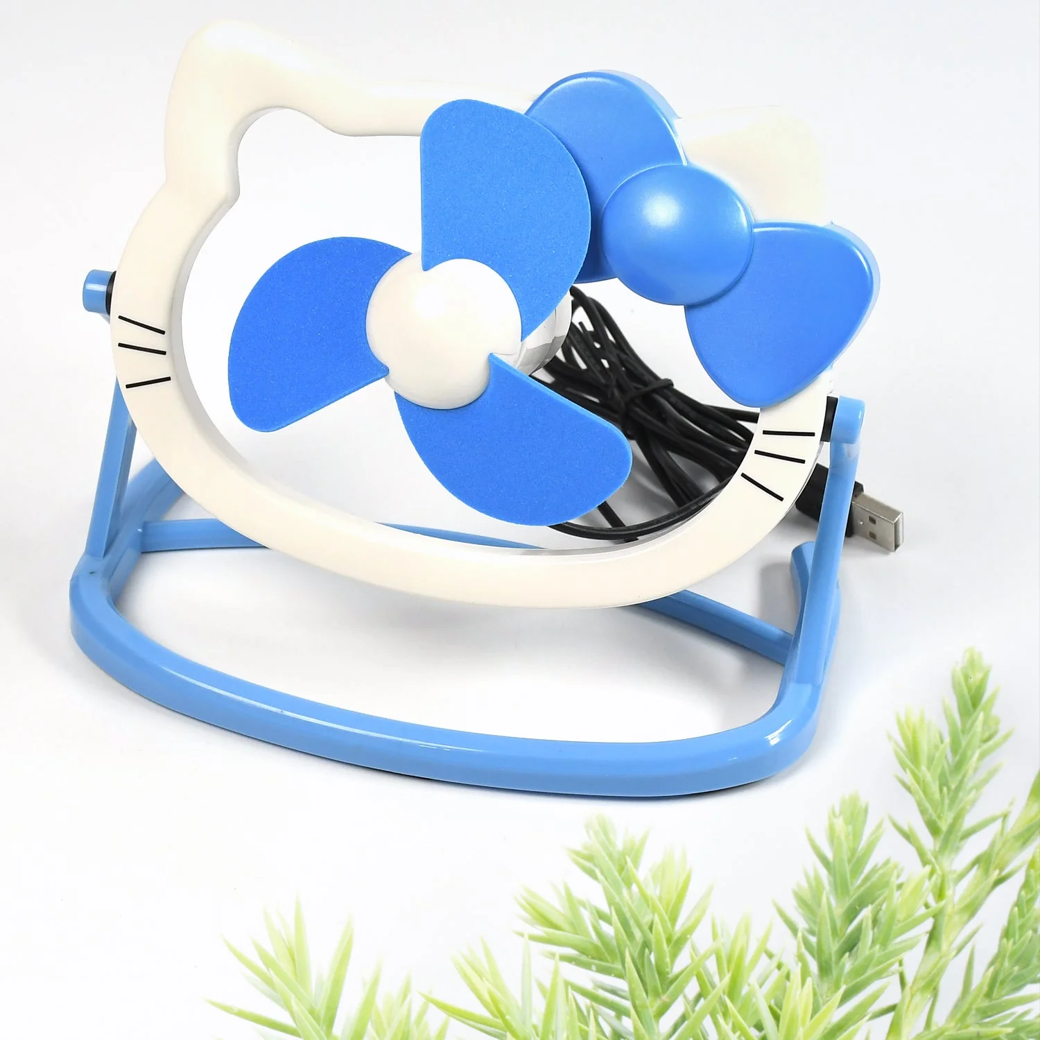 USB Mini Fan: Cute, Quiet & Portable Desk Buddy (Battery Not Included) - Image 6