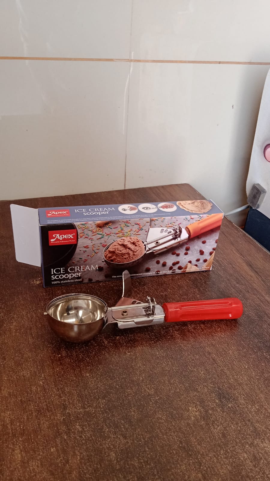Apex Ice Cream Scoop – 70 ML Stainless Steel Head with Ergonomic Handle (1 Pc) - Image 7