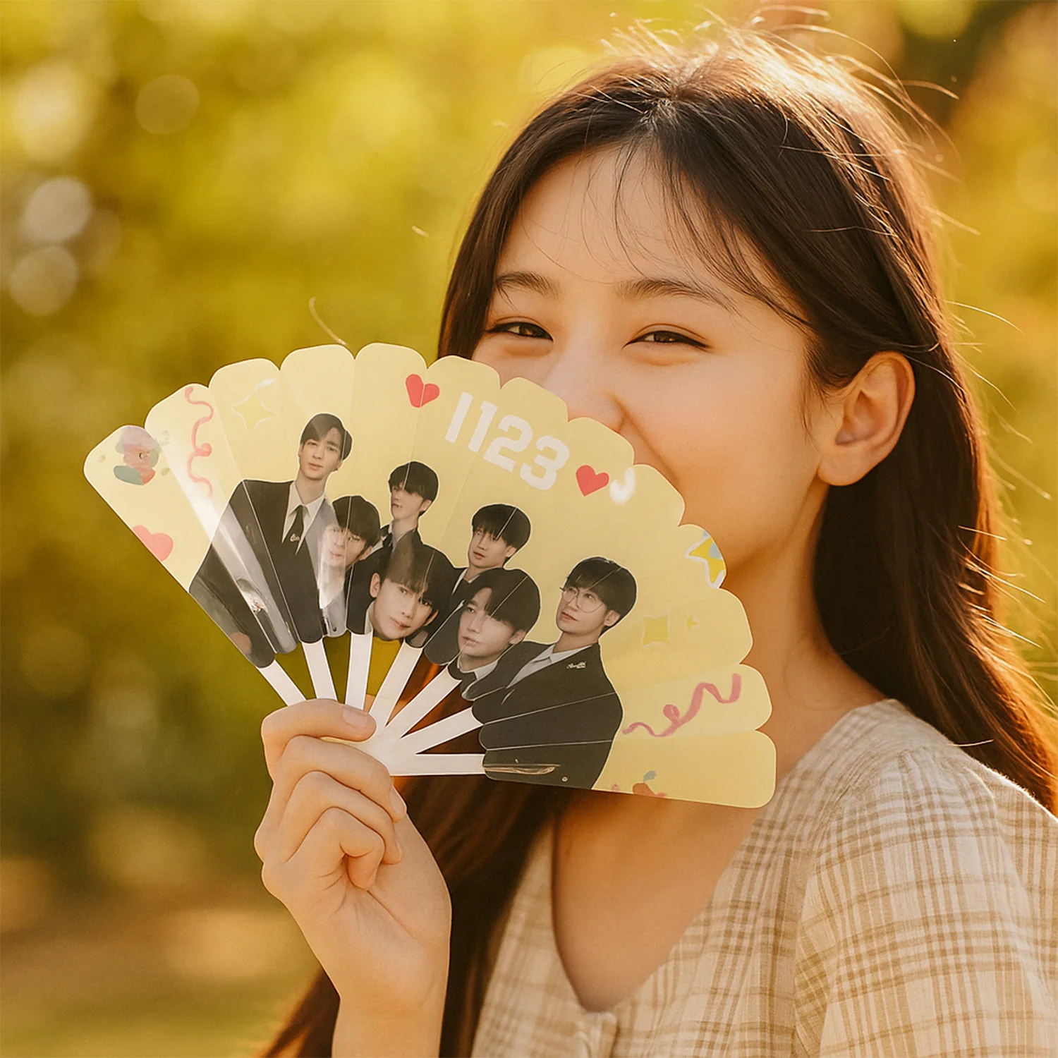 Idol-Themed Foldable Hand Fan - (1 Pc) - Image 4