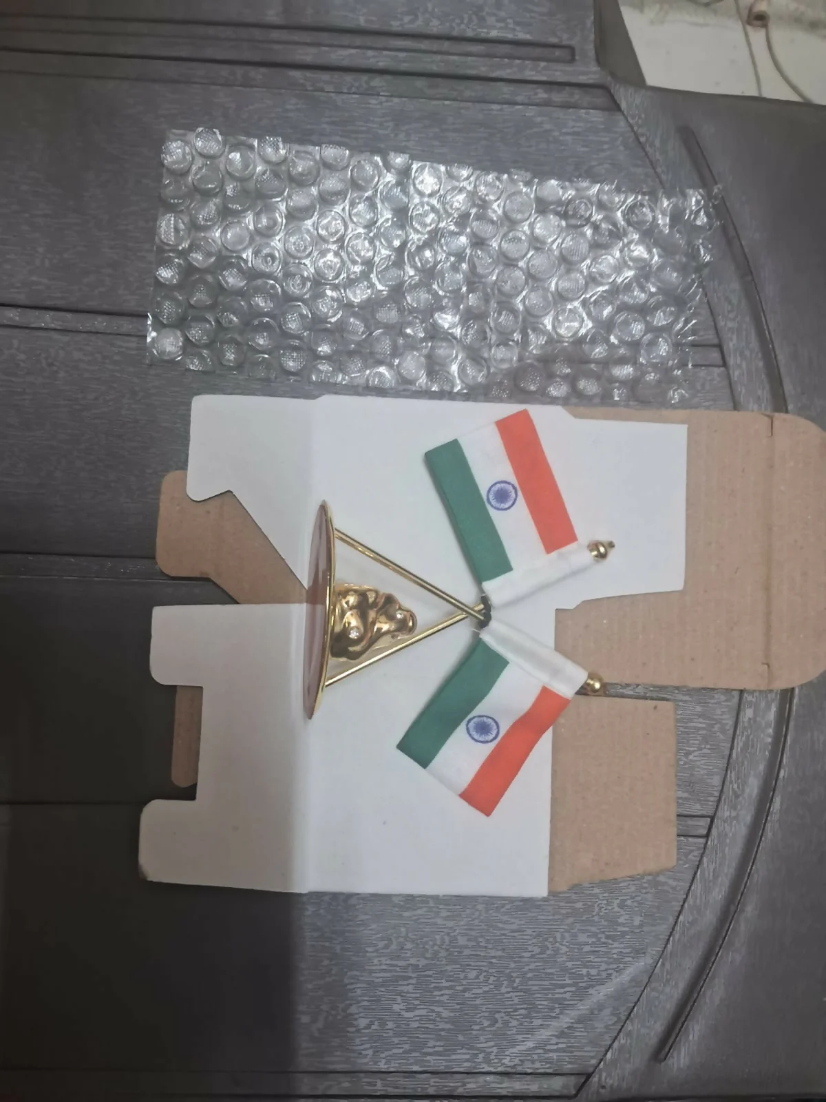 Indian Flag Desk Stand with National Emblem for Office and Home Decor - Image 6