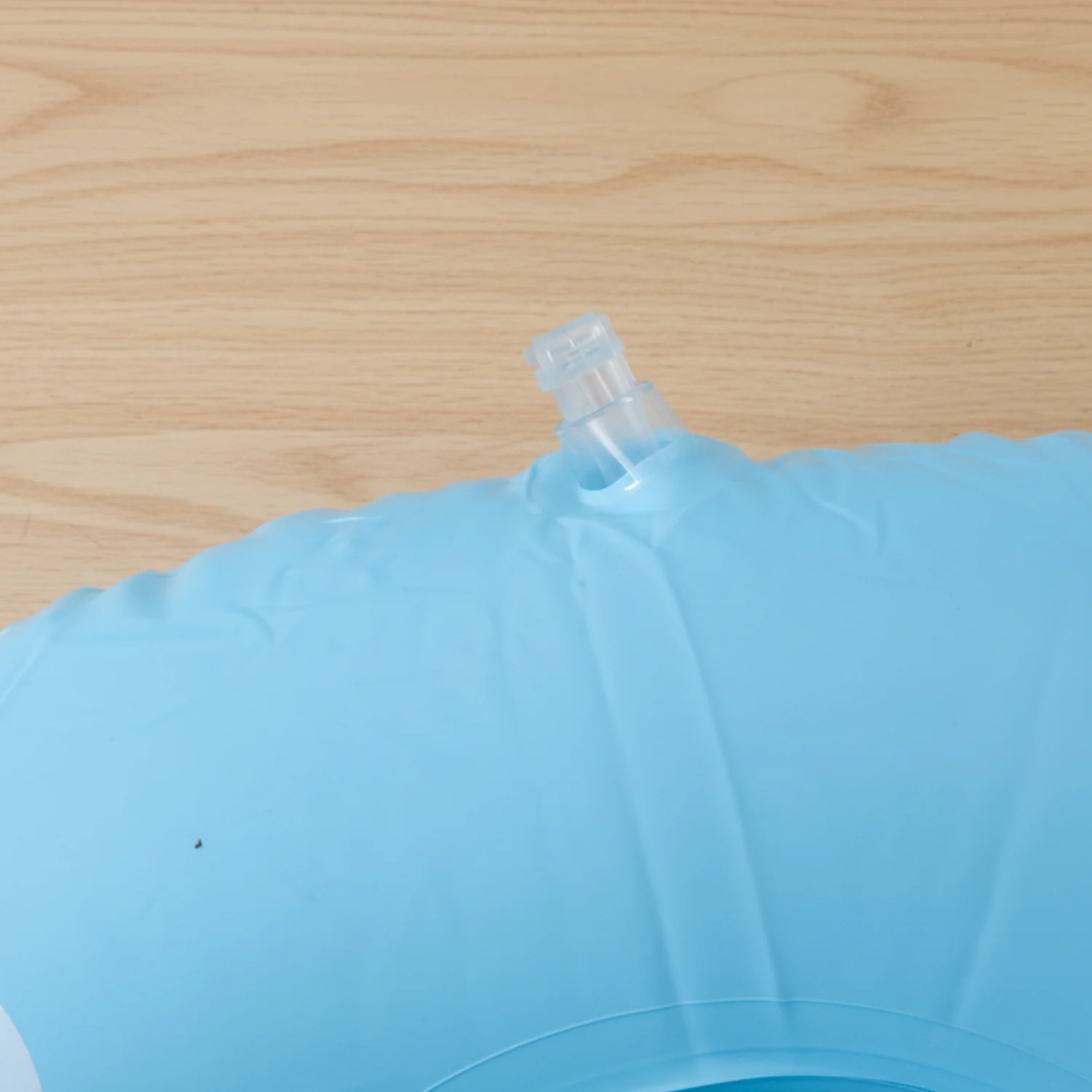 Inflatable Kids Swim Ring Comfortable Floating Safety Swimming Tube (1 Pc) - Image 7