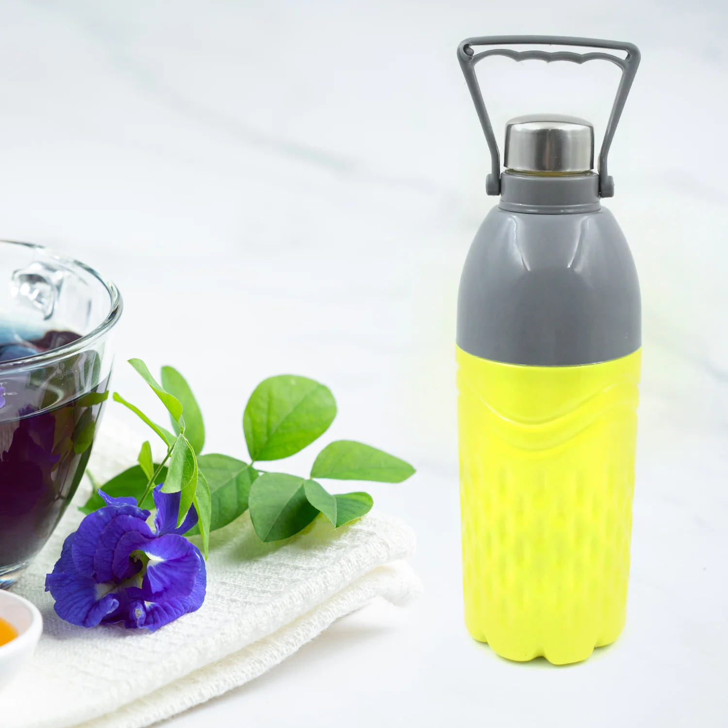 Plastic Sports Insulated Water Bottle For Fridge, Office, Sports, School, Gym, Yoga - Image 3