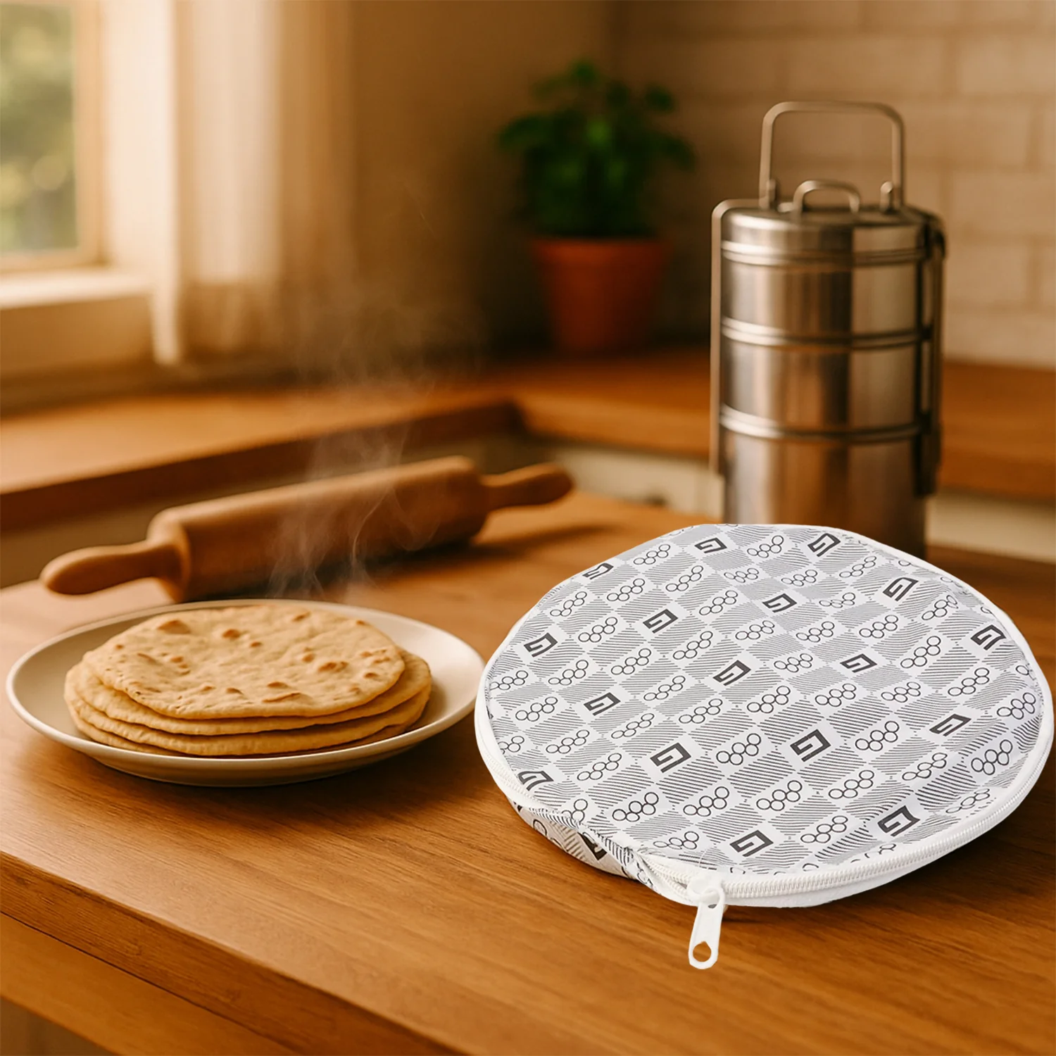 Insulated Roti Cover (23 x 23 Cm / 1 Pc) - Image 4