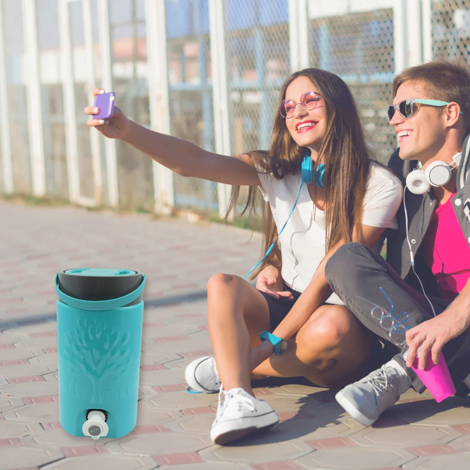 Insulated Water Jug with Tap (2000ml): Leakproof, Travel Cooler - Image 3