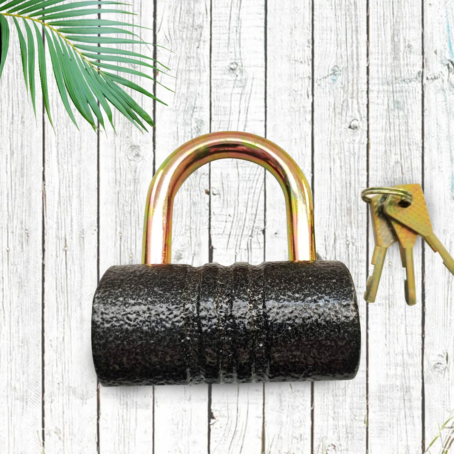 Heavy-Duty Iron Padlock – 82mm Black with Brass Core & 5 Keys, Waterproof - Image 4