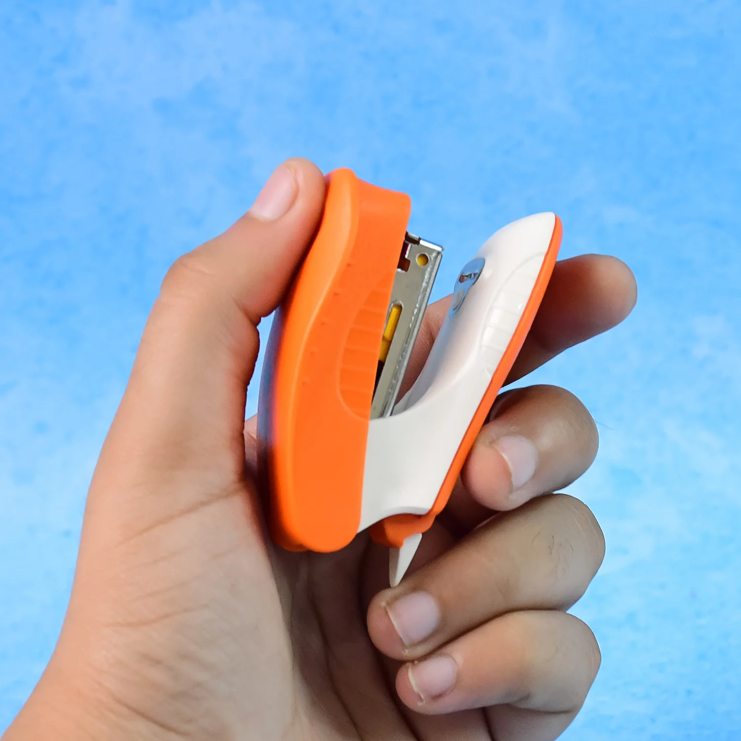 Kangaro 5-in-1 Stationery Gift Set Stapler, Staples, Staple Remover, Tape Dispenser - Image 7