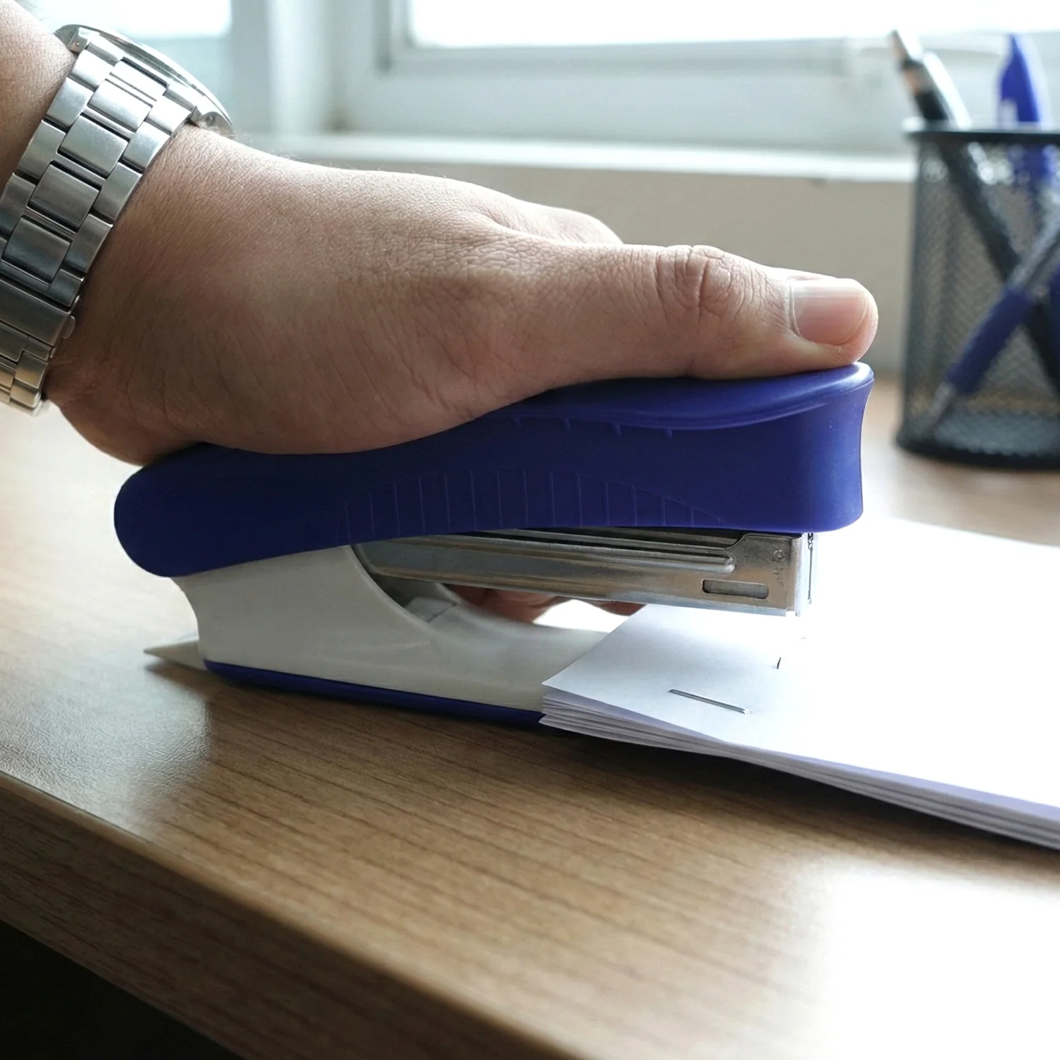 Kangaro Trendy 10 Manual Stapler (1 Pc) - Image 3
