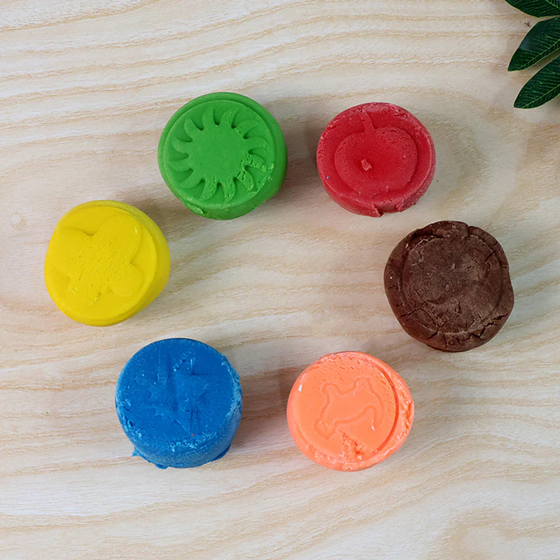 Khyati Frisky Dough Set – 6 Colour Modelling Clay with Roller & Cutter - Image 4