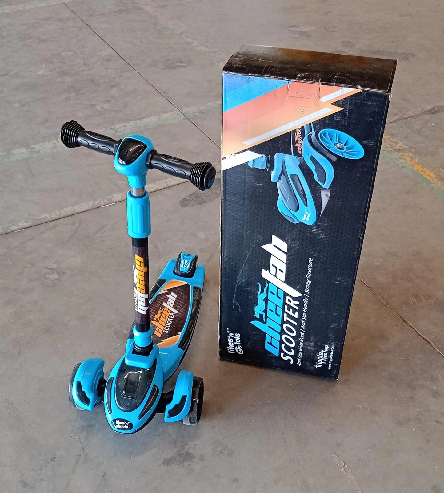 Foldable Kick Scooter for Kids 2-12 Years Old | Lightweight (1 Pc) - Image 7