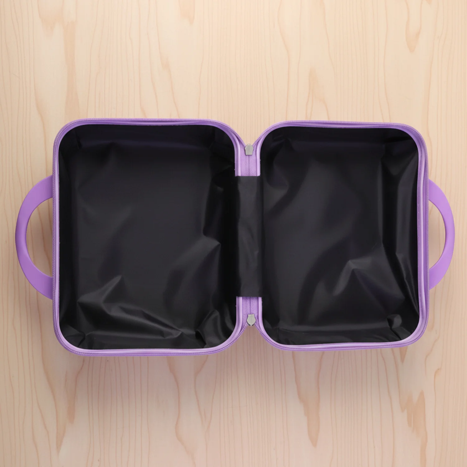 Kids Bear-Shaped Hard Shell Storage Carry Case with Handle (Mix Design) - Image 8