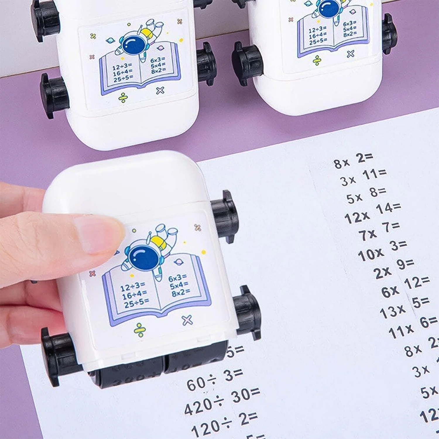 Kids Educational Automatic Math Problem Rolling Stamp (1 Pc) - Image 4