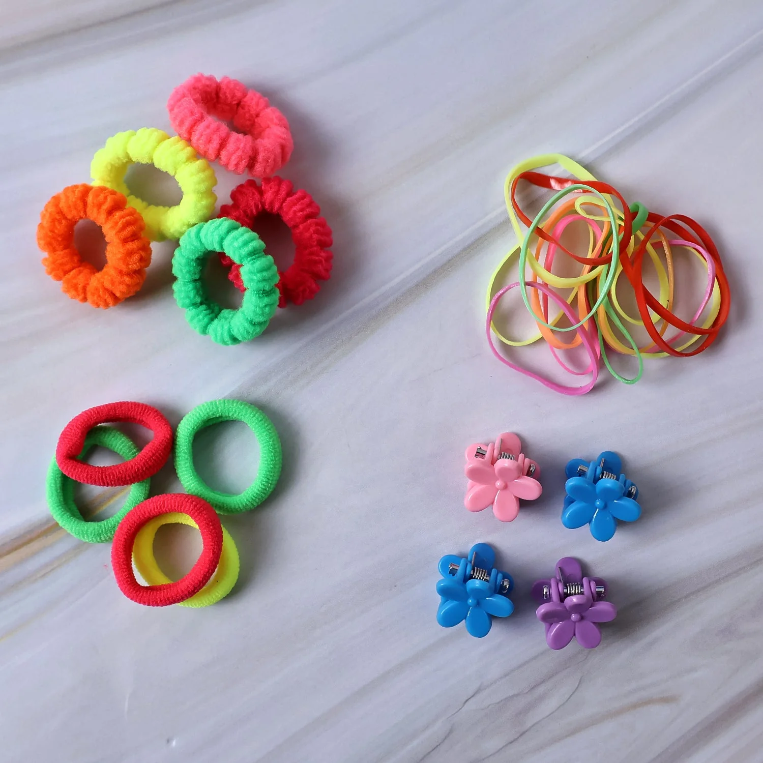 Kids Hair Bands, Rubber Bands & Cute Hair Clips in Storage Box (Mix Design / 1 Set) - Image 7